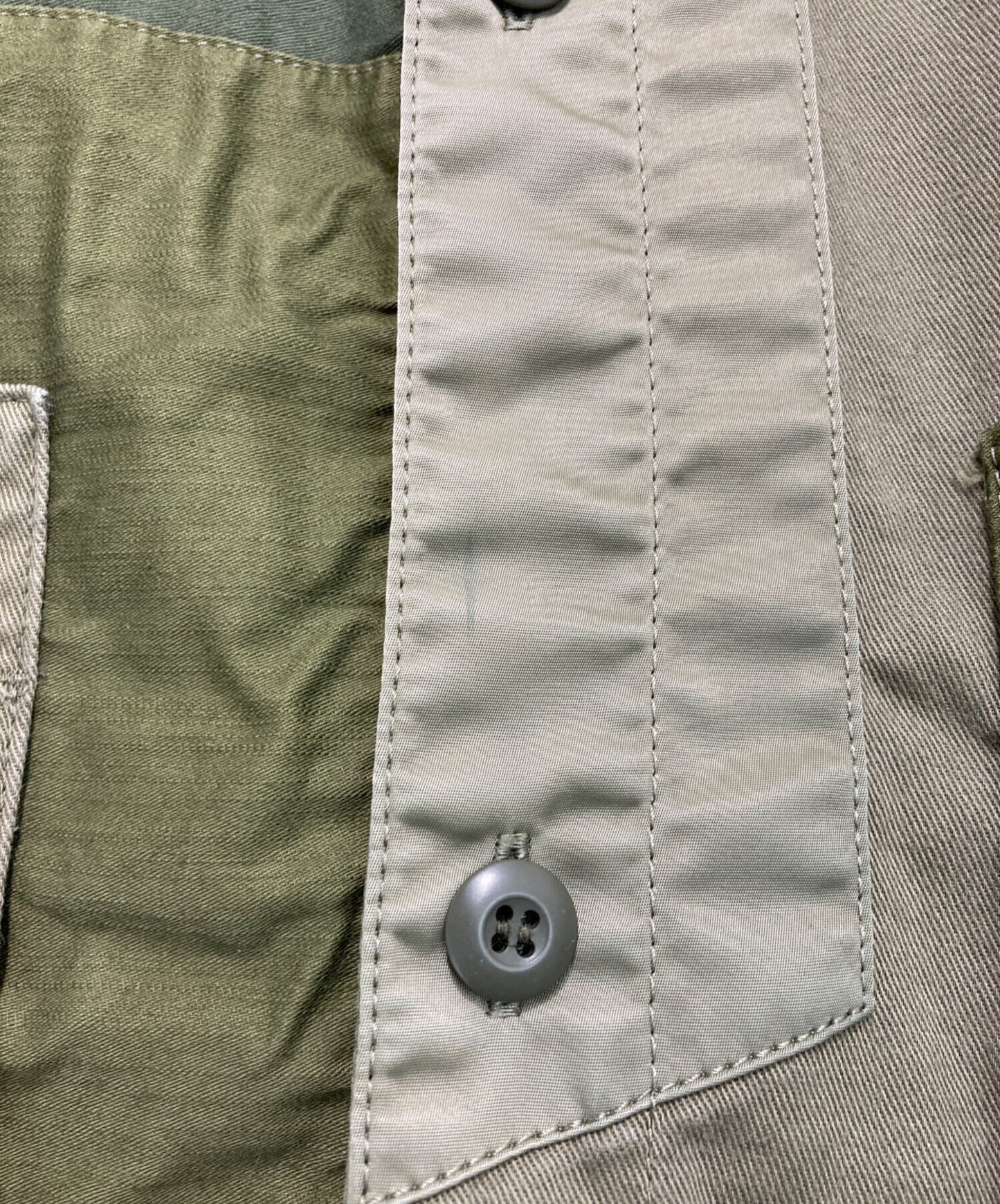 [Pre-owned] COMME des GARCONS HOMME Cotton Katsuragi Multi-Material Mix Product Finish Military Patchwork Long-Sleeved Shirt HJ-B011