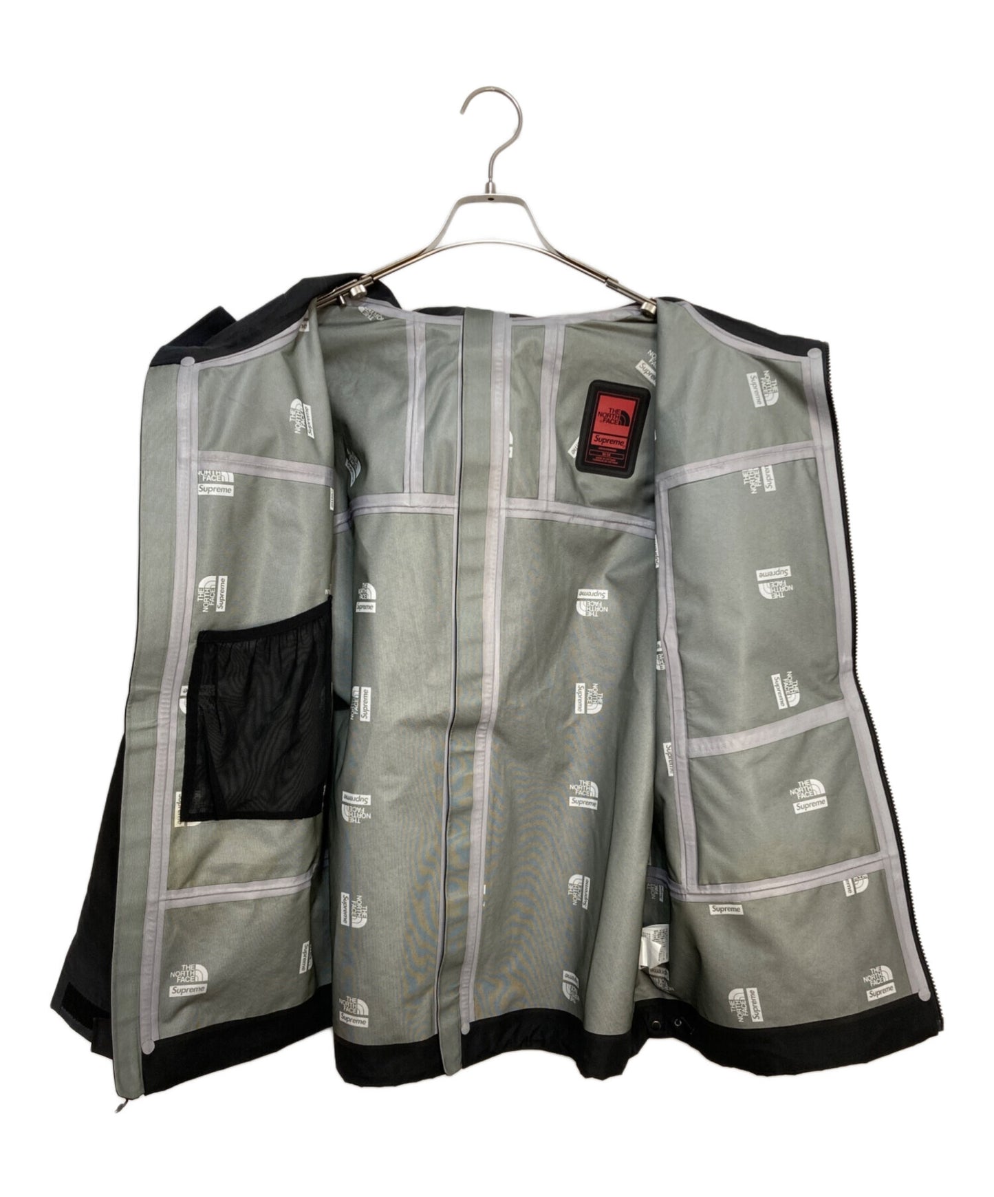 [Pre-owned] SUPREME Split Taped Seam Shell Jacket "Black" NP02401I