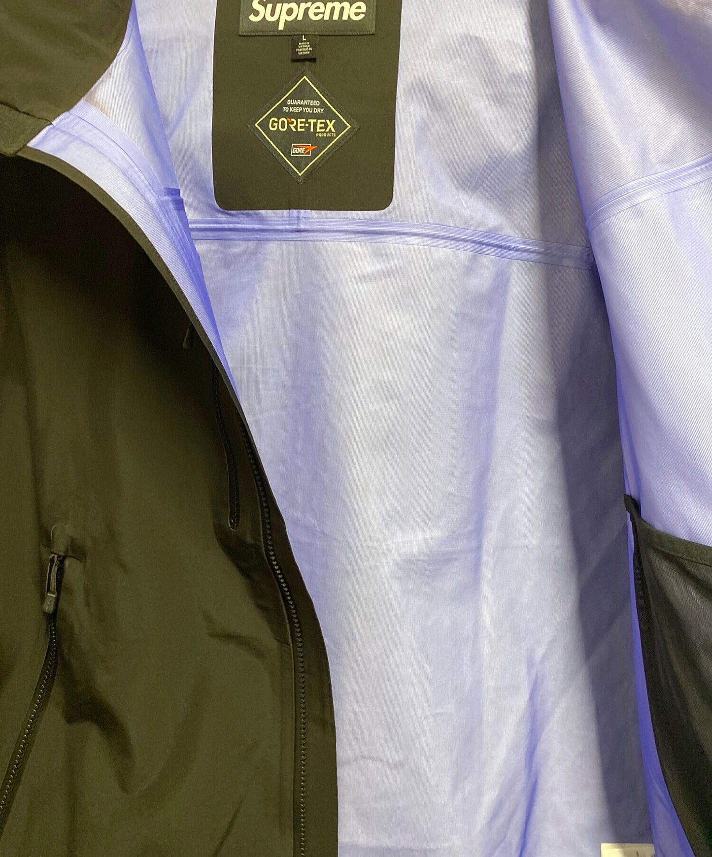 [Pre-owned] SUPREME GORE-TEX Taped Seam Shell Jacket