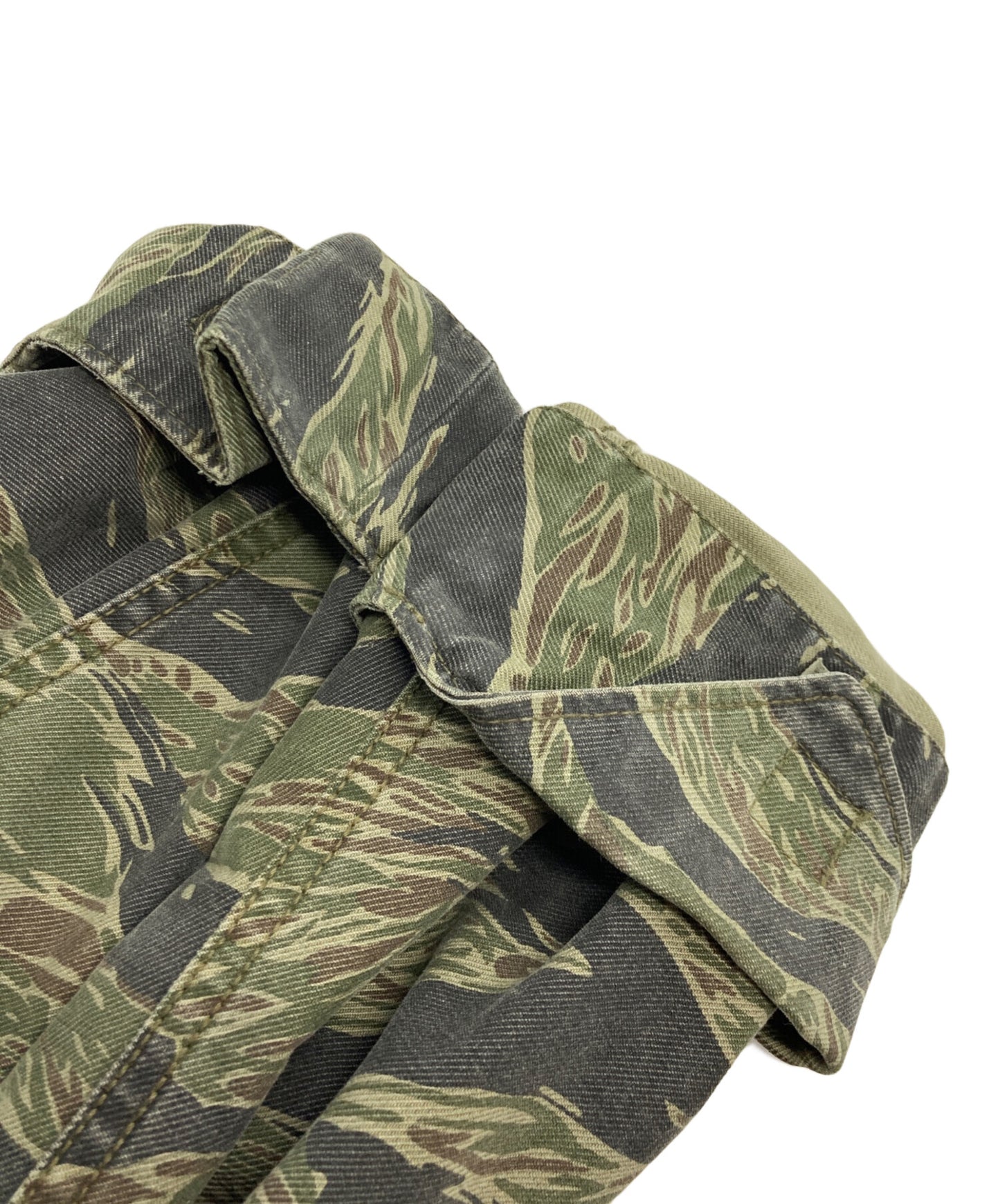 [Pre-owned] Hysteric Glamour Tiger camo military jacket with liner Hysteric Glamour Hysteric Glamour Olive 4AB-1012 with patch hood 4AB-1012