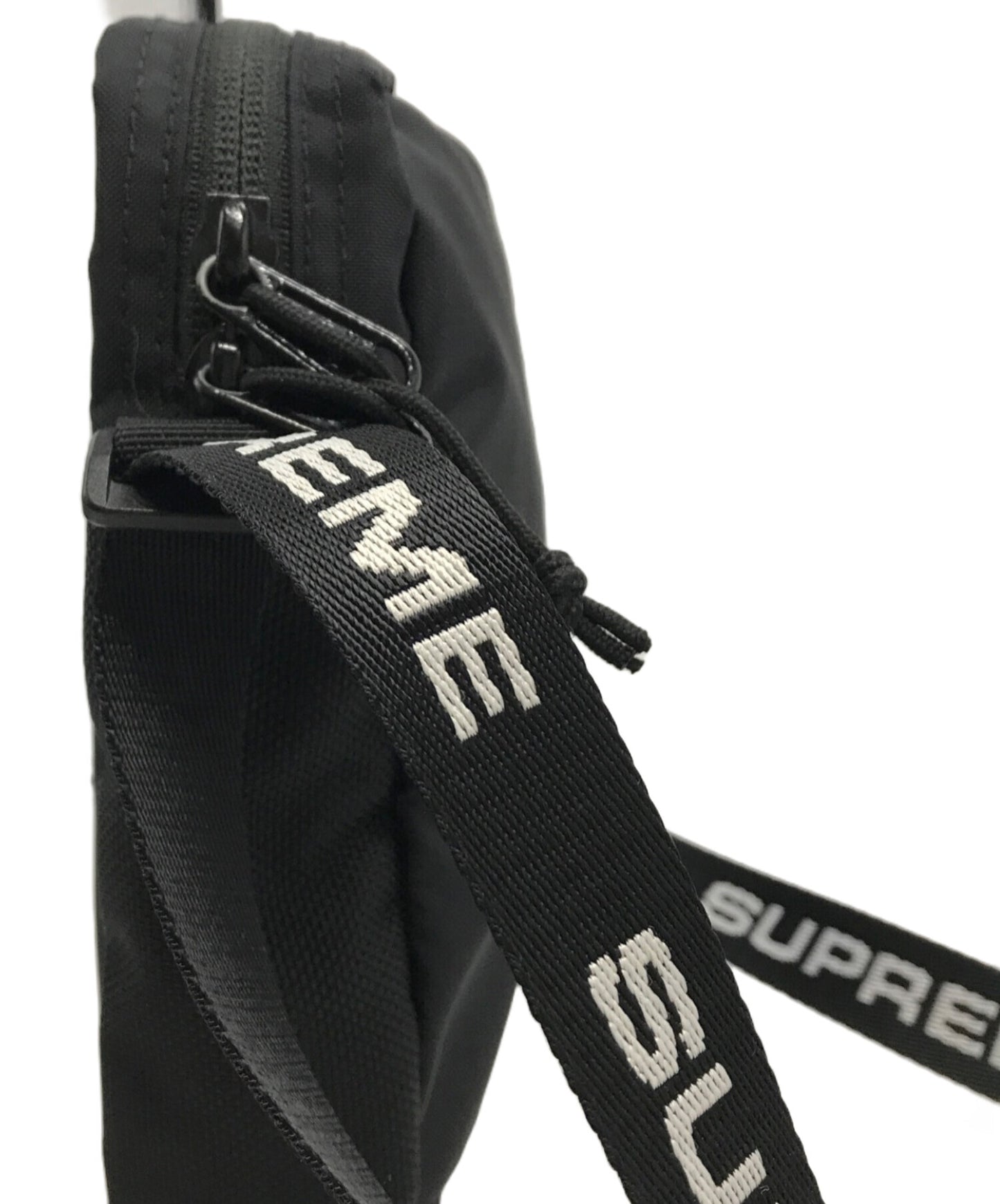 [Pre-owned] SUPREME Shoulder Bag / 22AW / Supreme