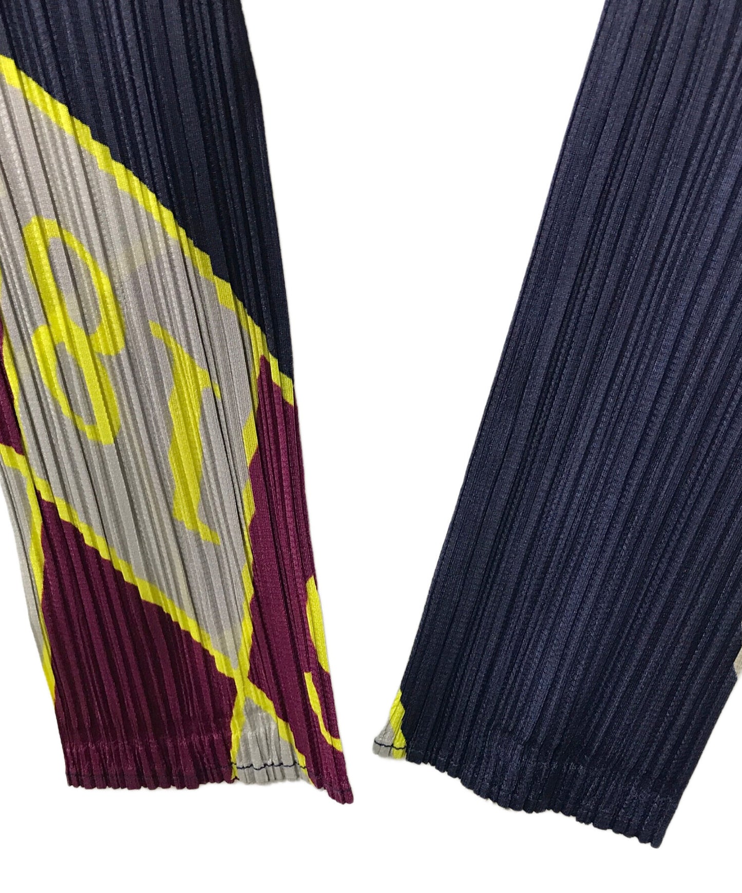 [Pre-owned] PLEATS PLEASE Pleated cut & sewn / PP73-JK742 / Casino / Roulette / PLEATS PLEASE PP73-JK742