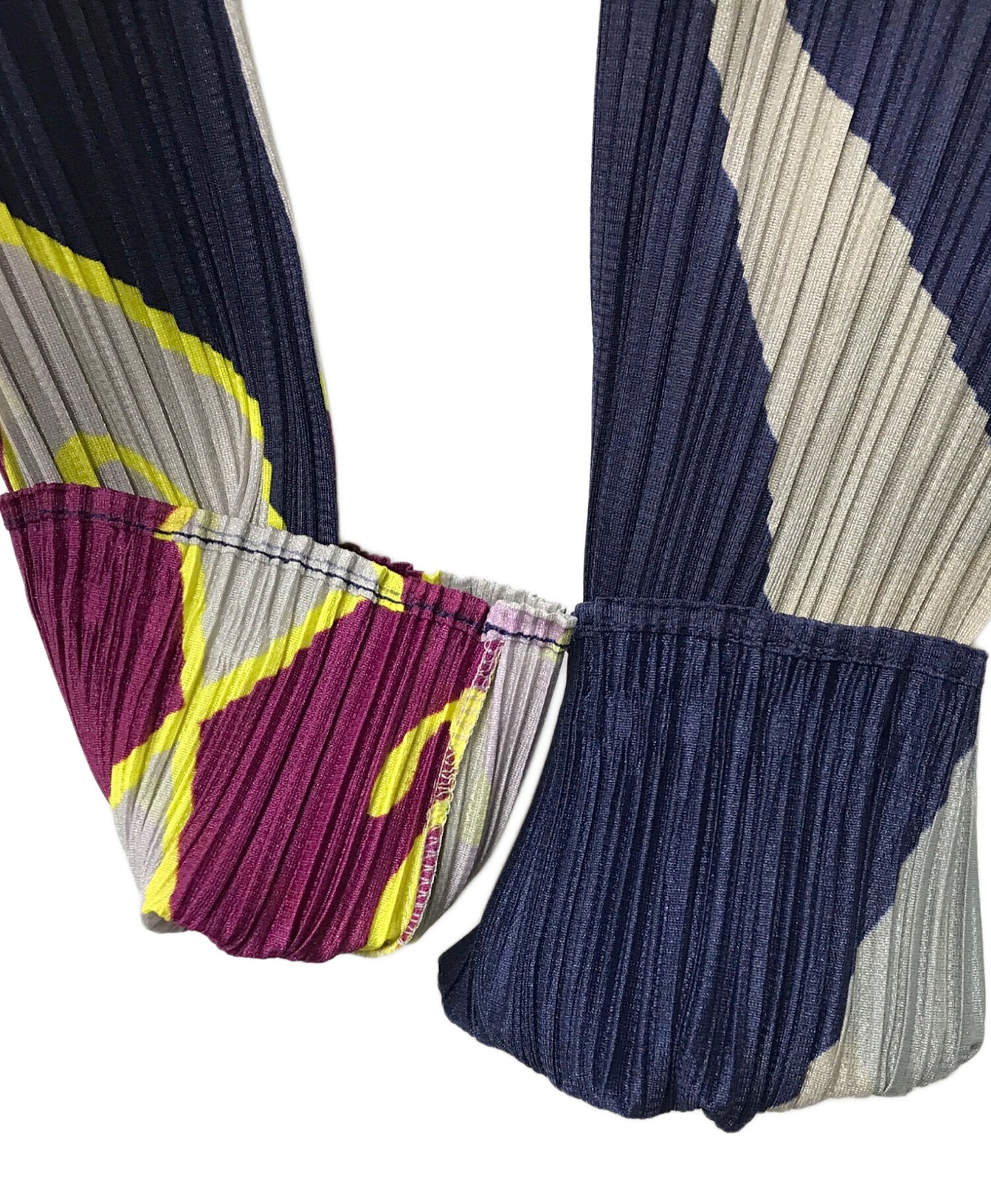 [Pre-owned] PLEATS PLEASE Pleated cut & sewn / PP73-JK742 / Casino / Roulette / PLEATS PLEASE PP73-JK742