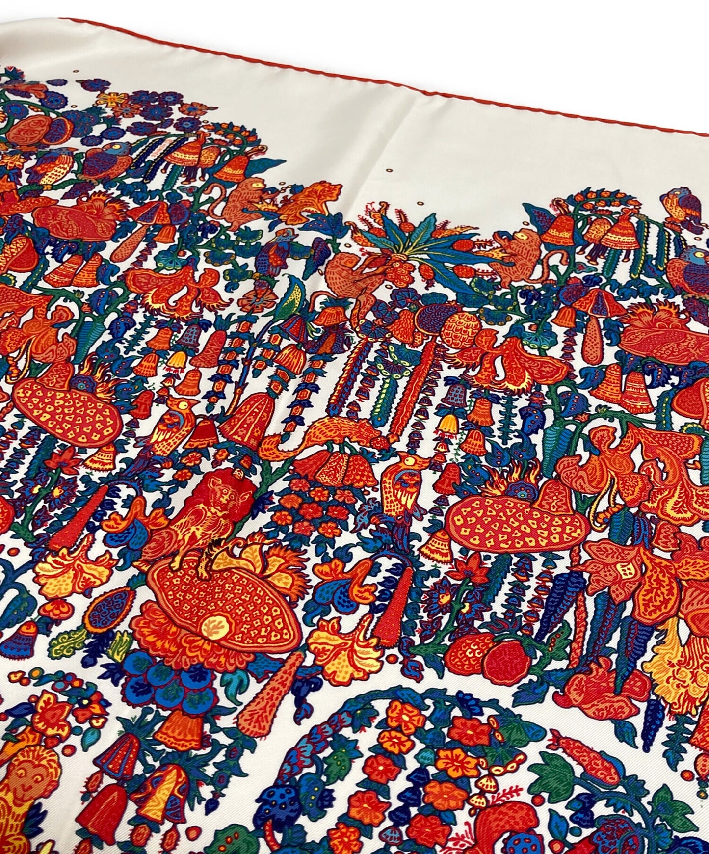 [Pre-owned] HERMES Carré 90 LEGENDE MOGHOL / Legend of Mughal Scarf with all over pattern