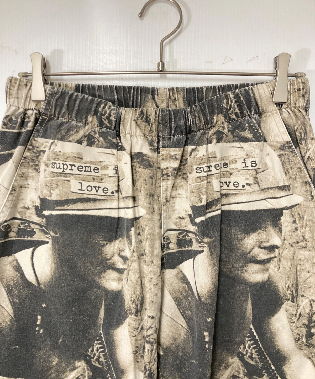 [Pre-owned] SUPREME Is Love Skate Pants: Jogger Pants, All-Over Print Pants, 19FW