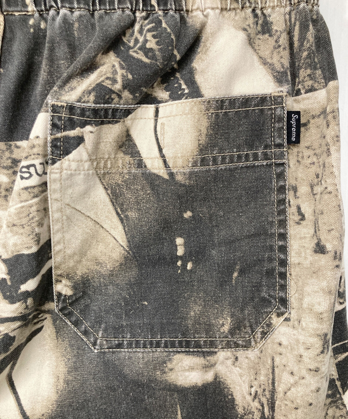 [Pre-owned] SUPREME Is Love Skate Pants: Jogger Pants, All-Over Print Pants, 19FW