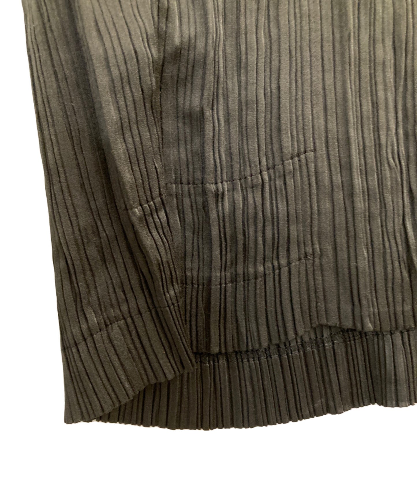 [Pre-owned] ISSEY MIYAKE pleated coat IM53-FD801