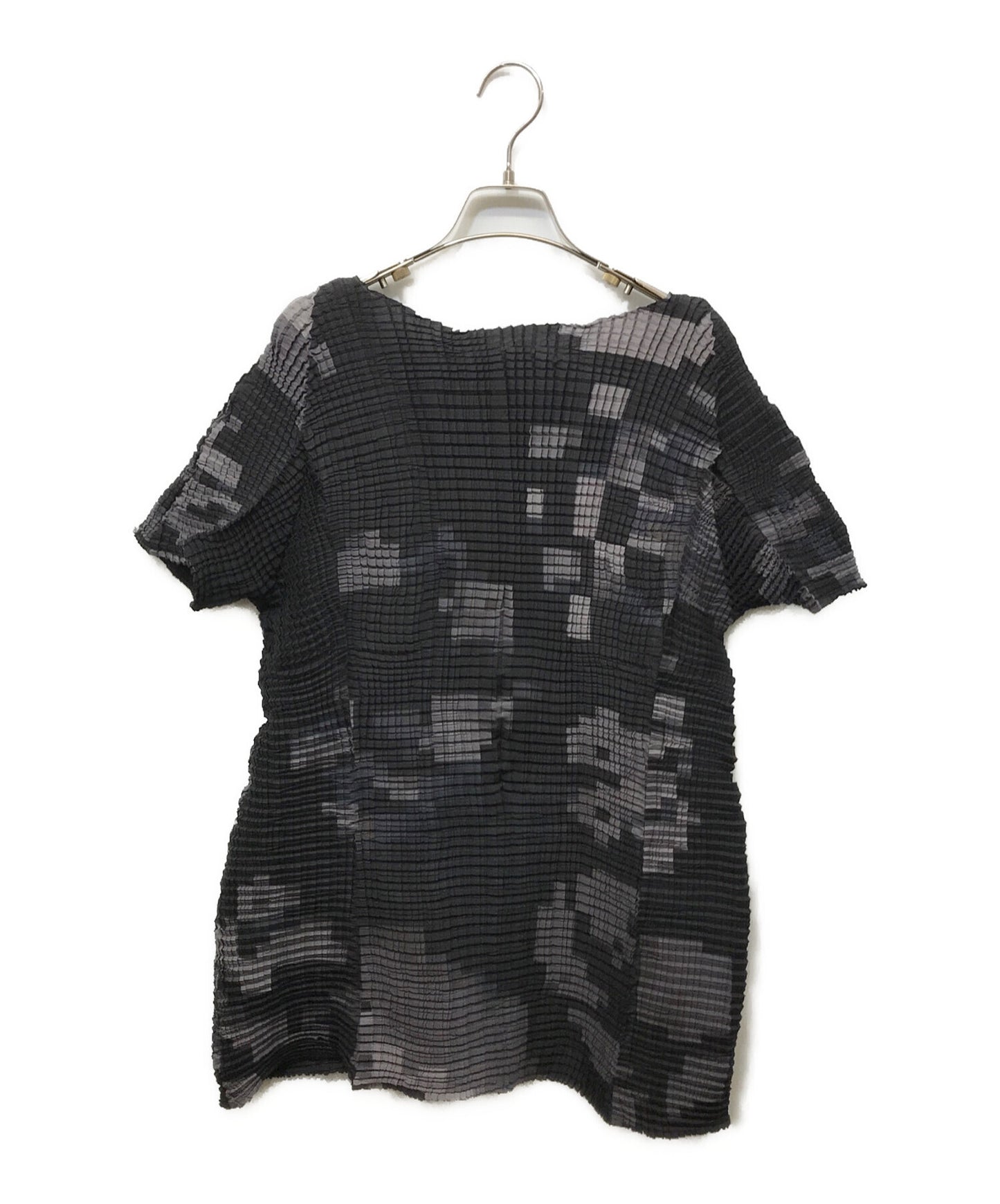 [Pre-owned] ISSEY MIYAKE Stretch Pleats Box Dot Graphic T-Shirt IM11FJ212
