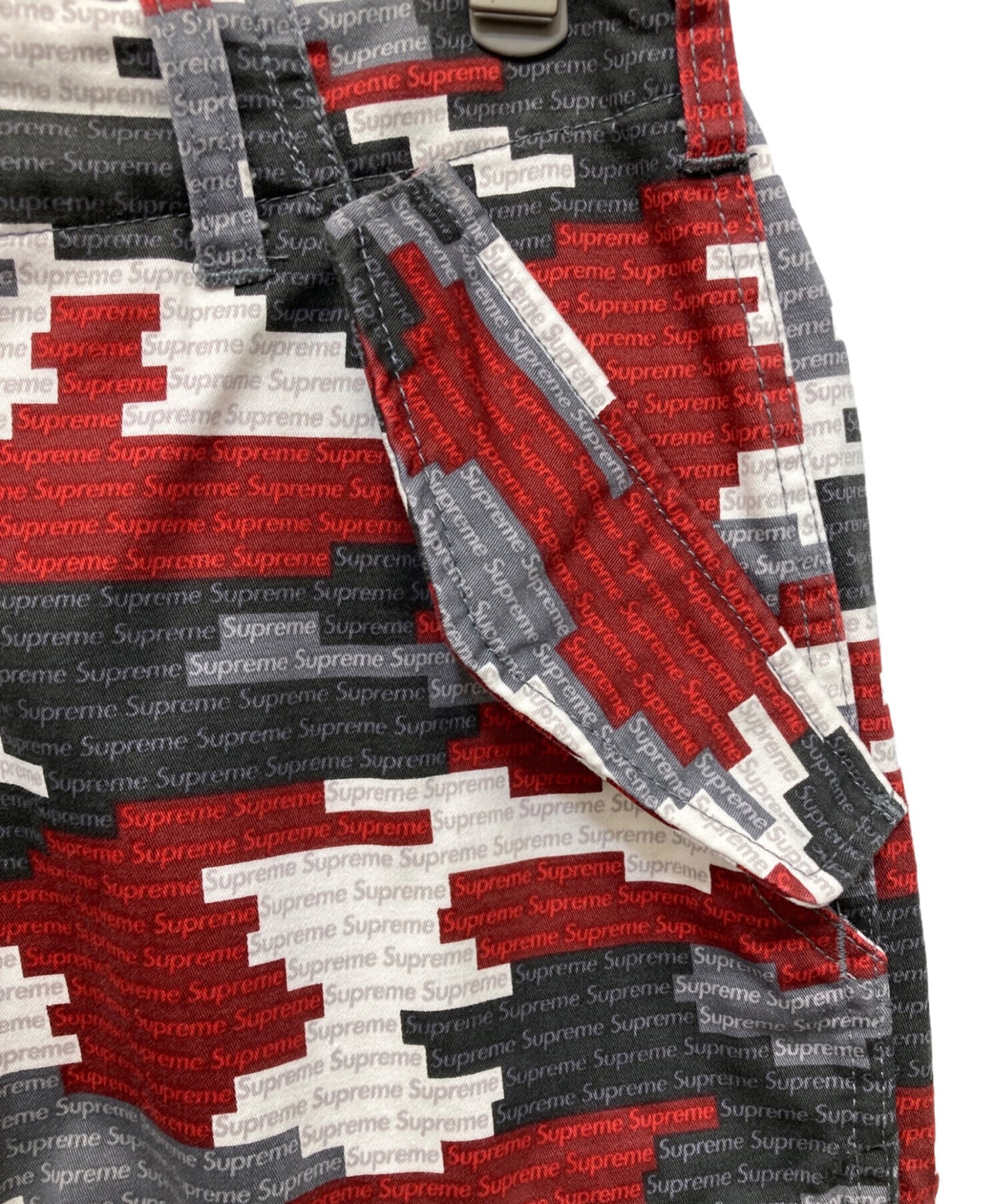 [Pre-owned] SUPREME Logo camouflage cargo pants