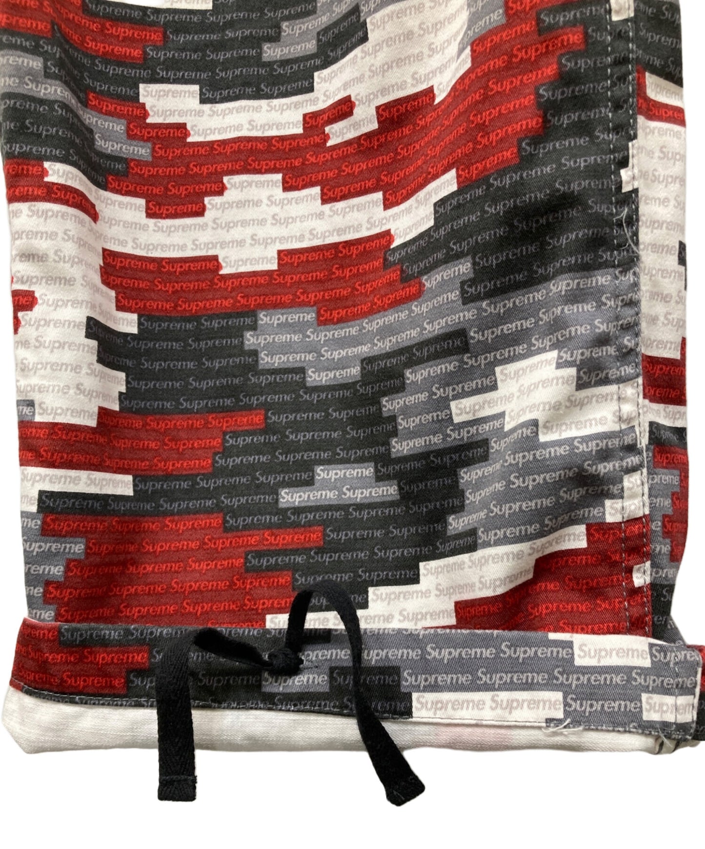 [Pre-owned] SUPREME Logo camouflage cargo pants