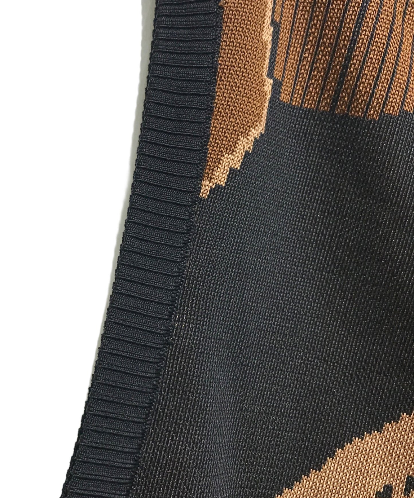 [Pre-owned] BALENCIAGA 16AW Cut Design Knit Vest 456718 T5084