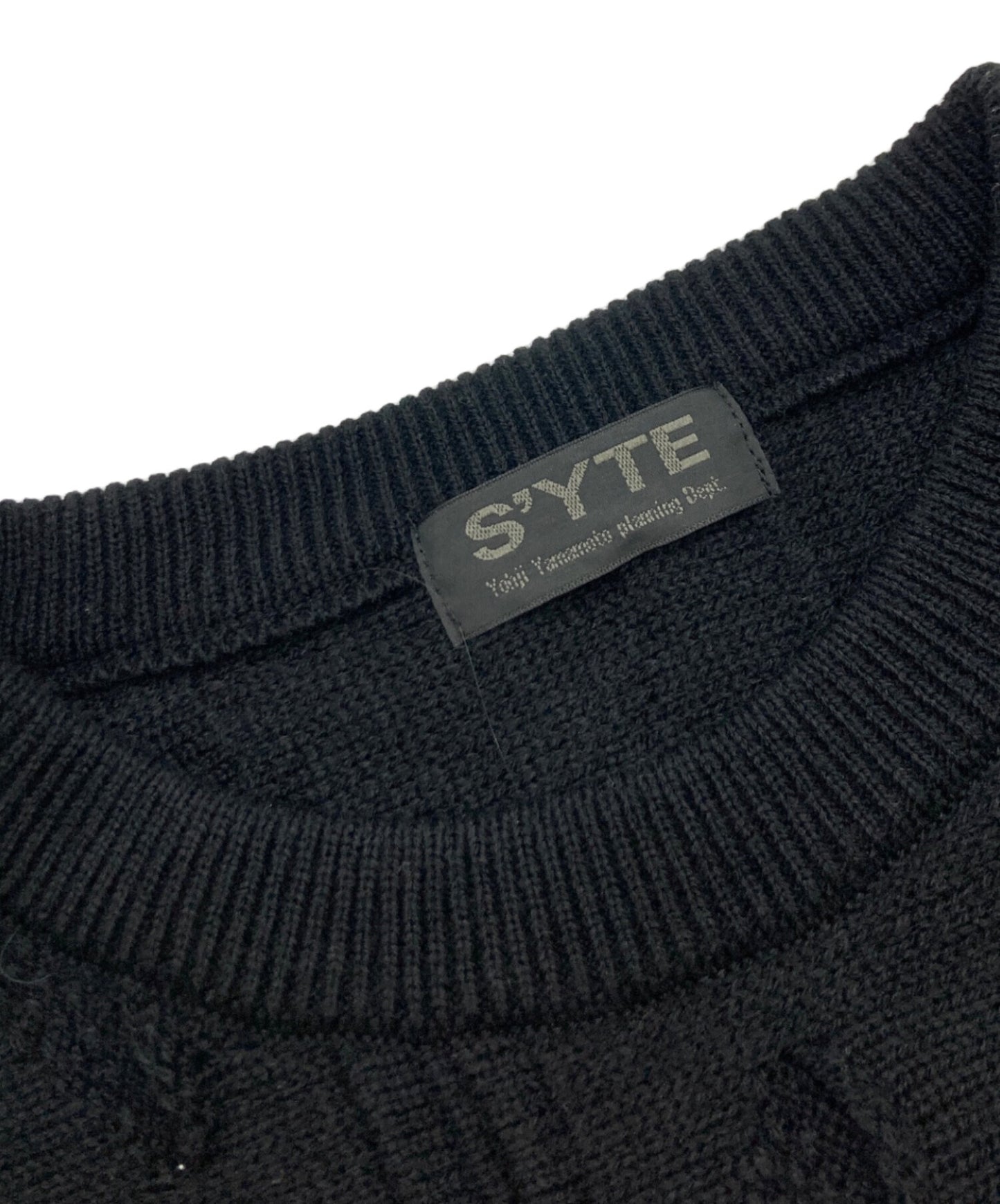 [Pre-owned] s'yte BULKY WOOL 3D PULLOVER KNIT UU-K11-622