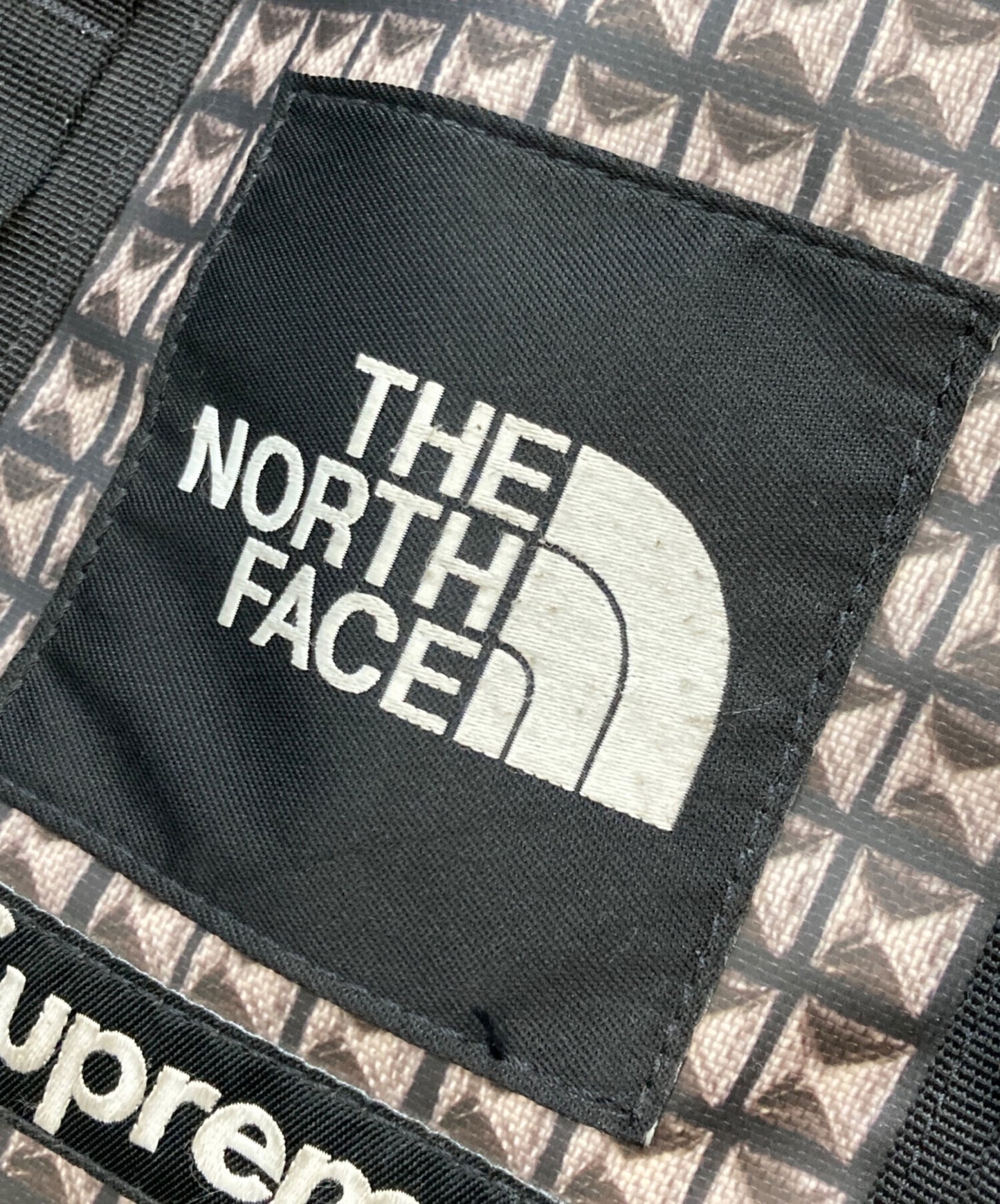 [Pre-owned] SUPREME Studded Explore Utility Tote / Supreme / The North Face / NM82125I NM82125I
