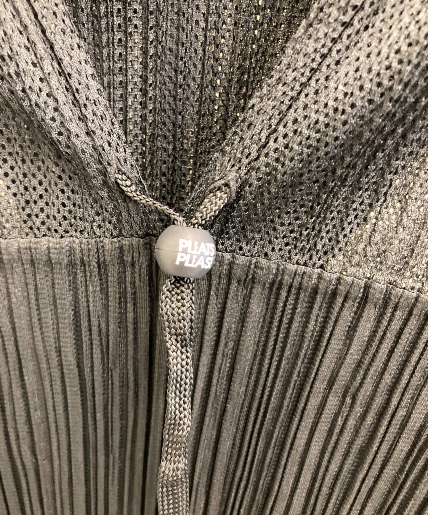 [Pre-owned] PLEATS PLEASE pleated hoodie PP96-JD062