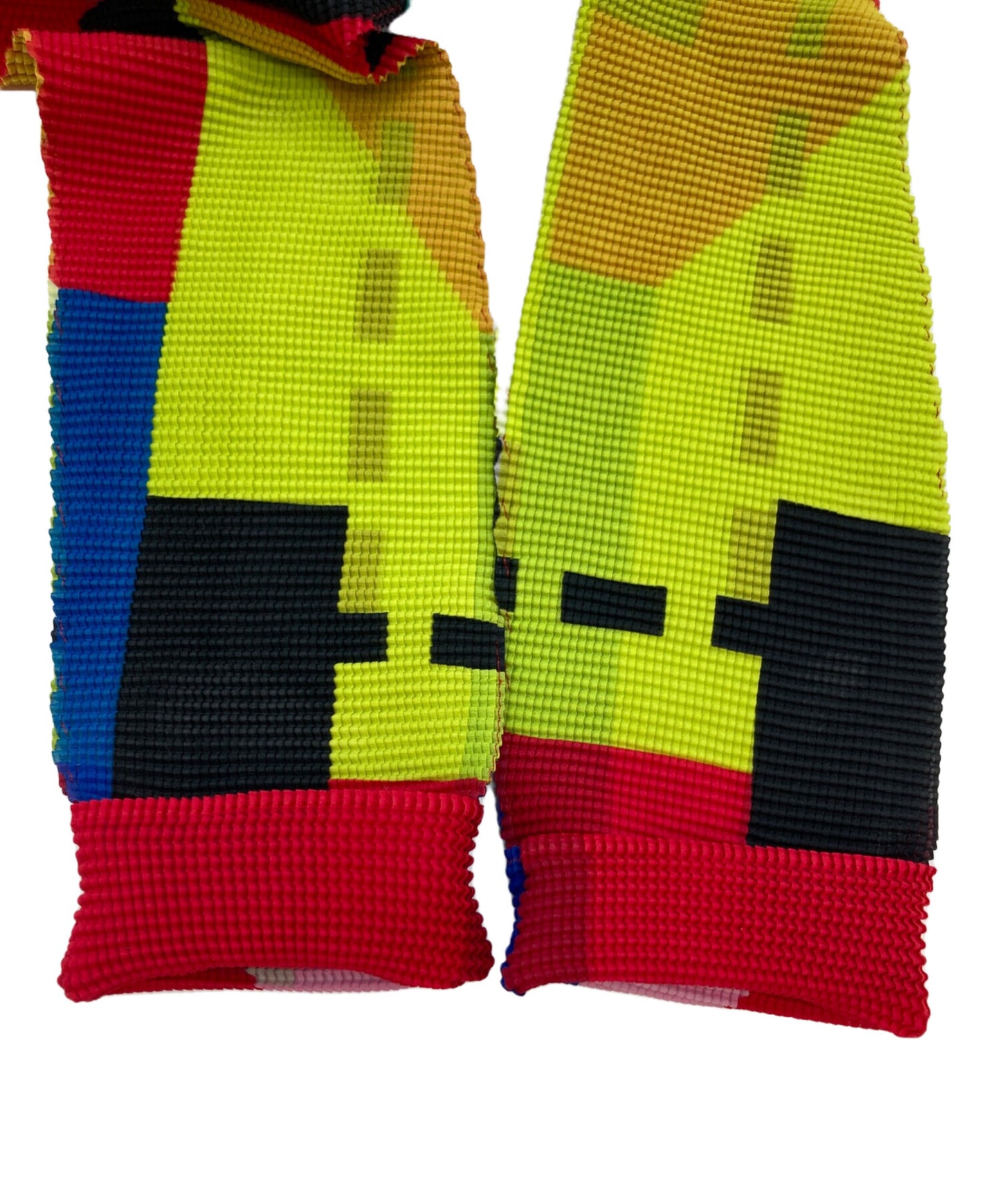 [Pre-owned] me ISSEY MIYAKE High Neck Pleated Cut and Sewn MI83FJ461