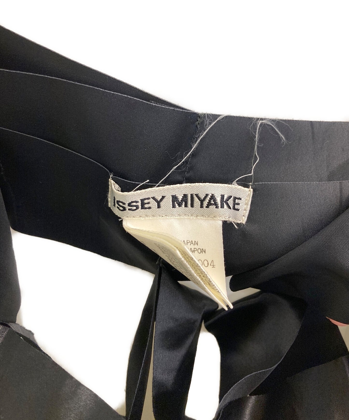 [Pre-owned] ISSEY MIYAKE Satin Ribbon Cage Dress aIM17-FH004