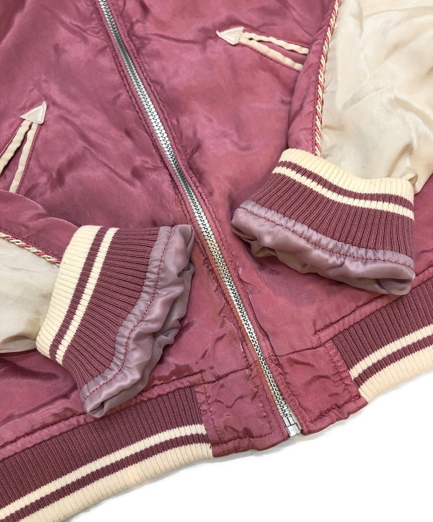 [Pre-owned] Hysteric Glamour satin and embroidered version of a stadium jumper 0122AB02