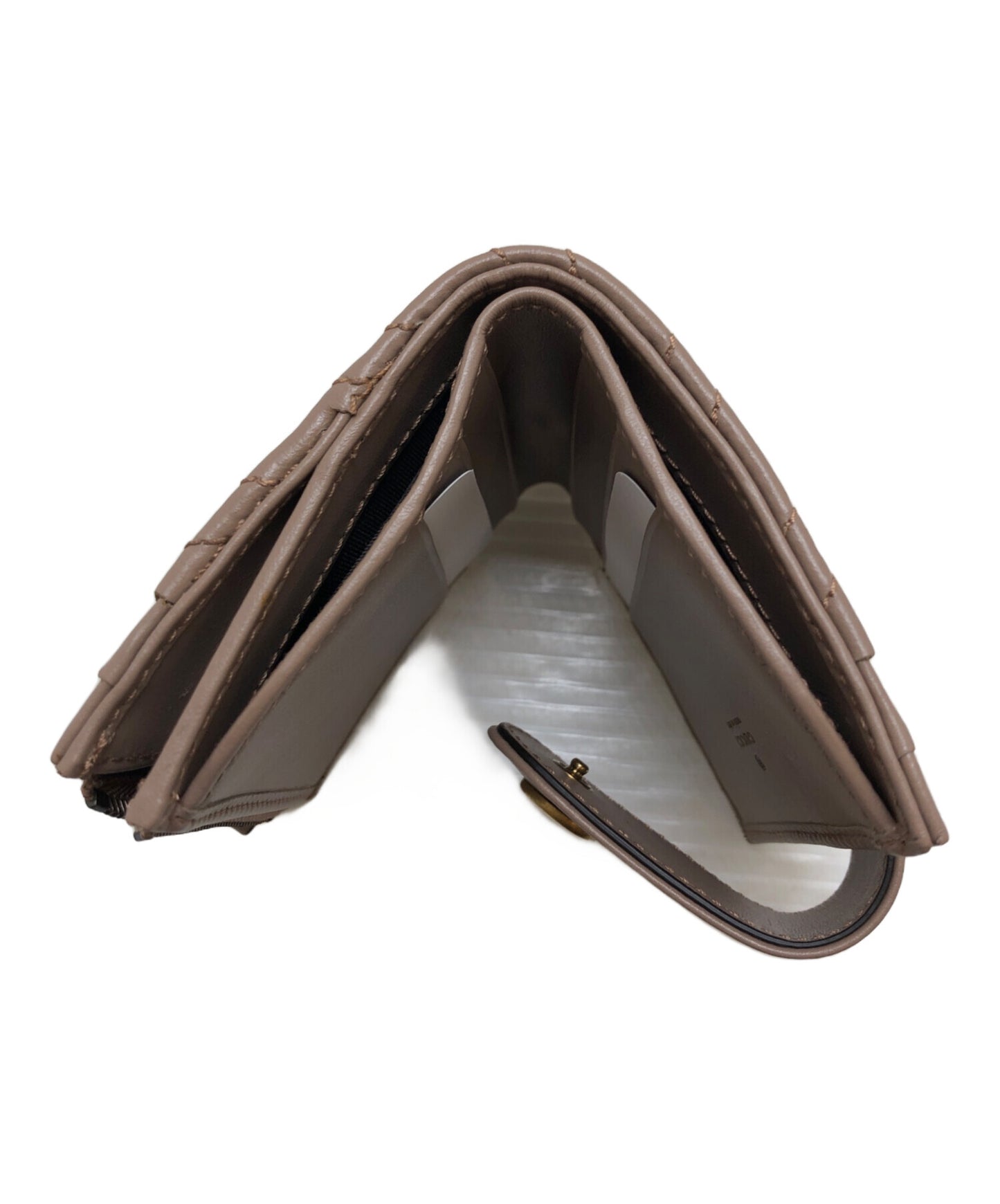 [Pre-owned] GUCCI bi-fold wallet 672252