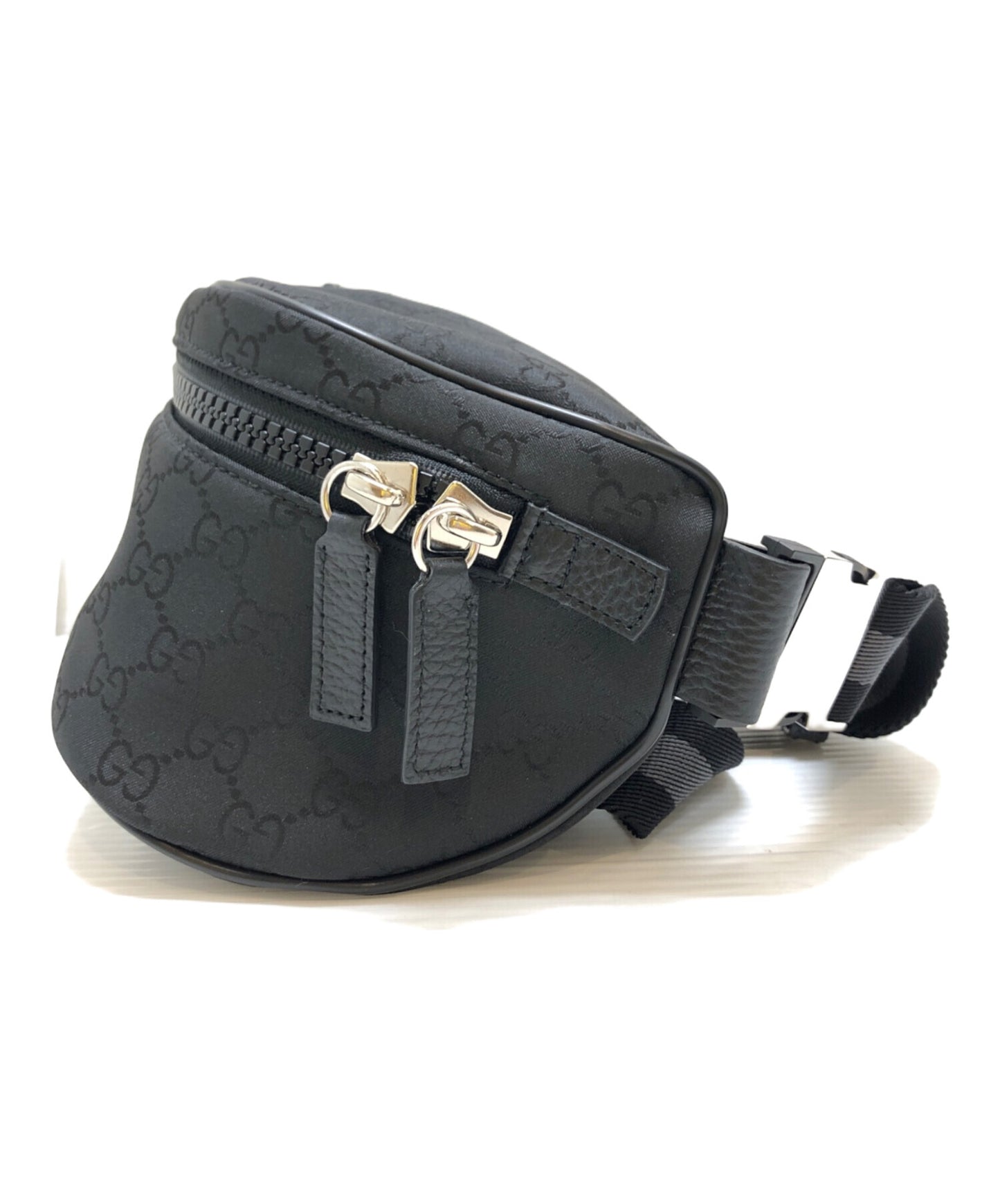[Pre-owned] GUCCI GG Nylon Waist Bag 449182