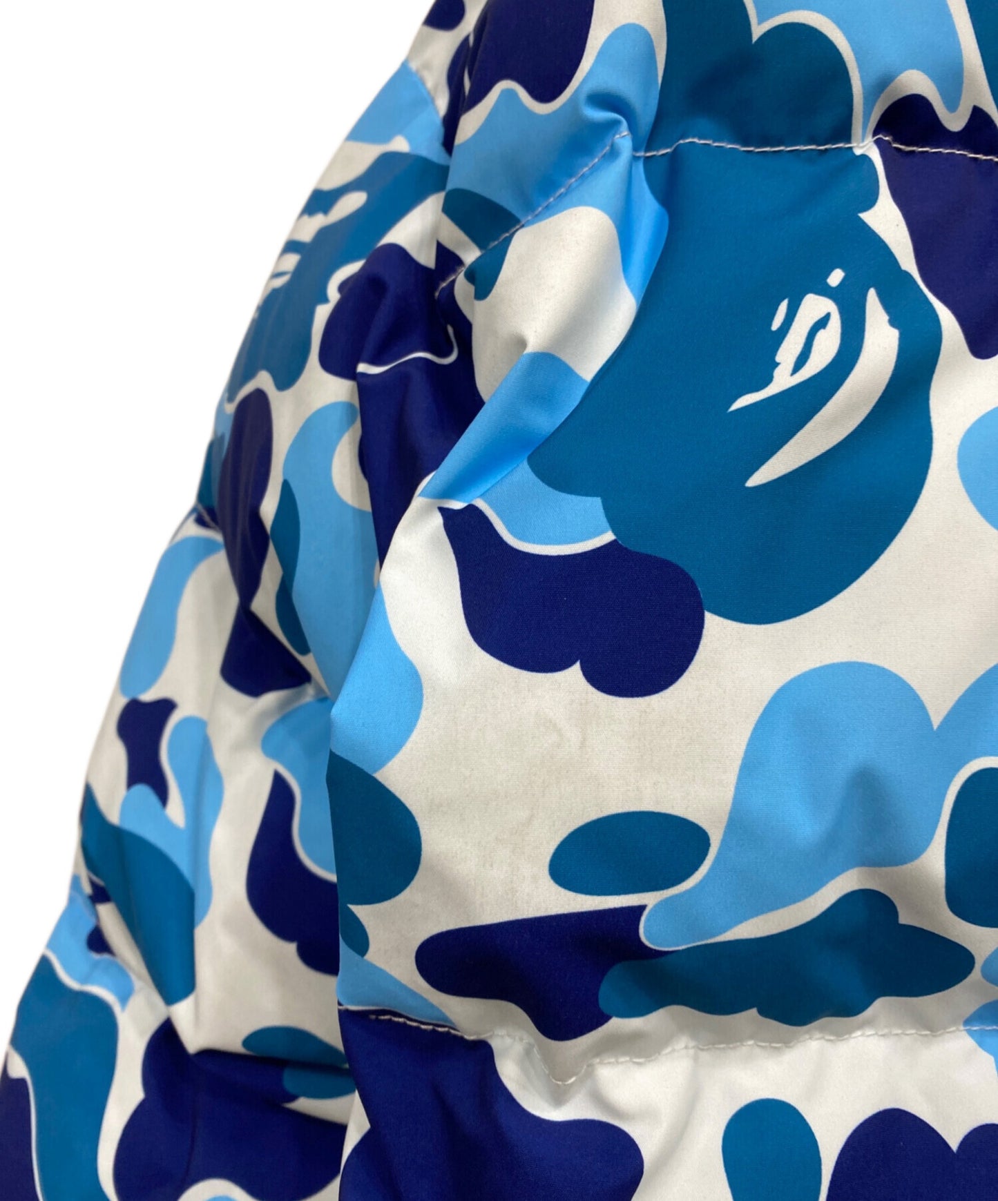[Pre-owned] A BATHING APE ABC CAMO REVERSIBLE DOWN JACKET 001DNJ801007M