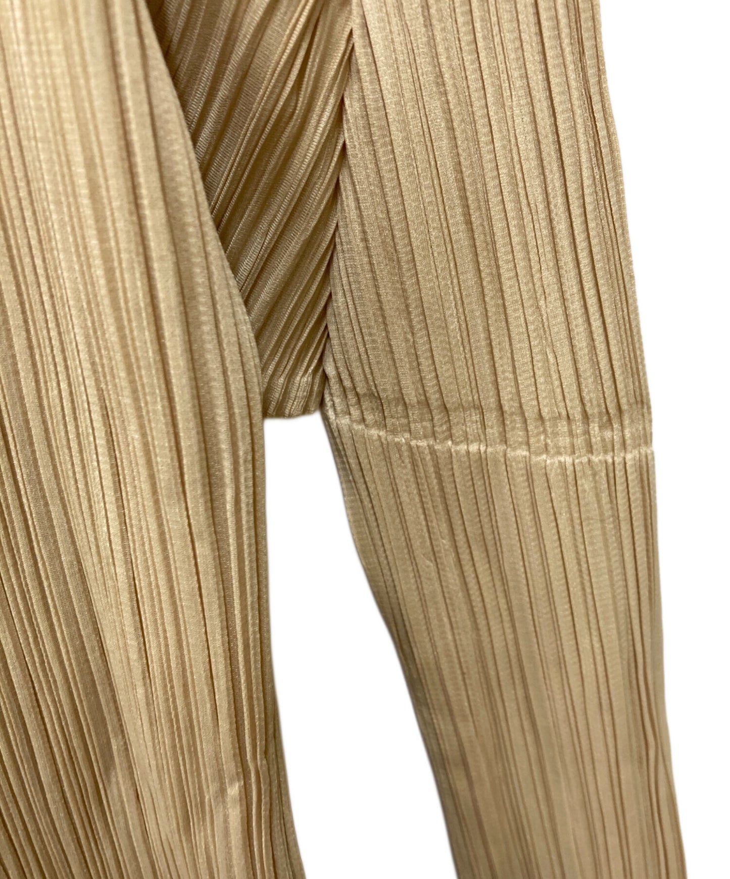 [Pre-owned] PLEATS PLEASE Pleated Bottle Neck Cut and Sewn PP04-JK604
