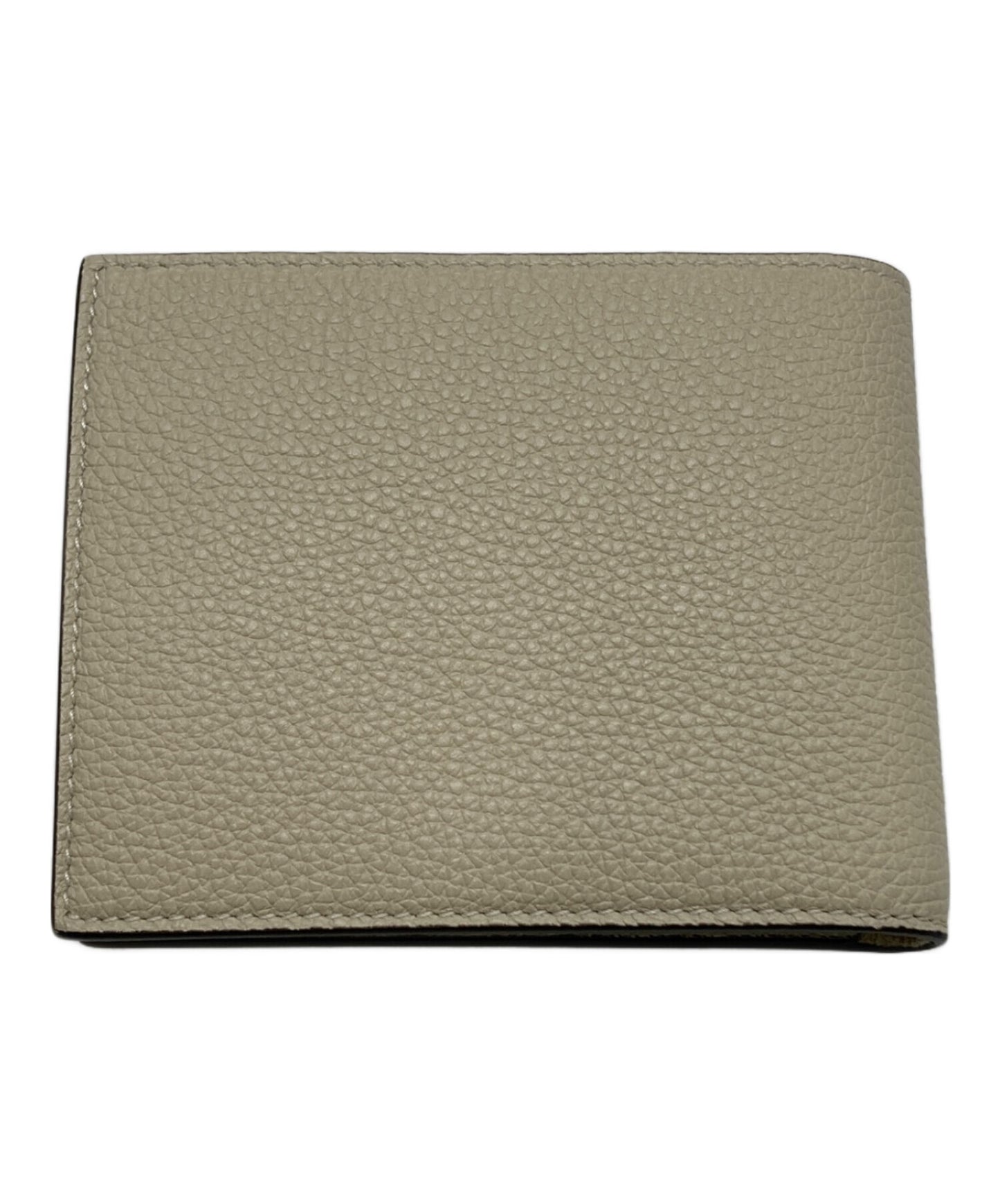 [Pre-owned] GUCCI Bifold wallet with embossed logo 658681