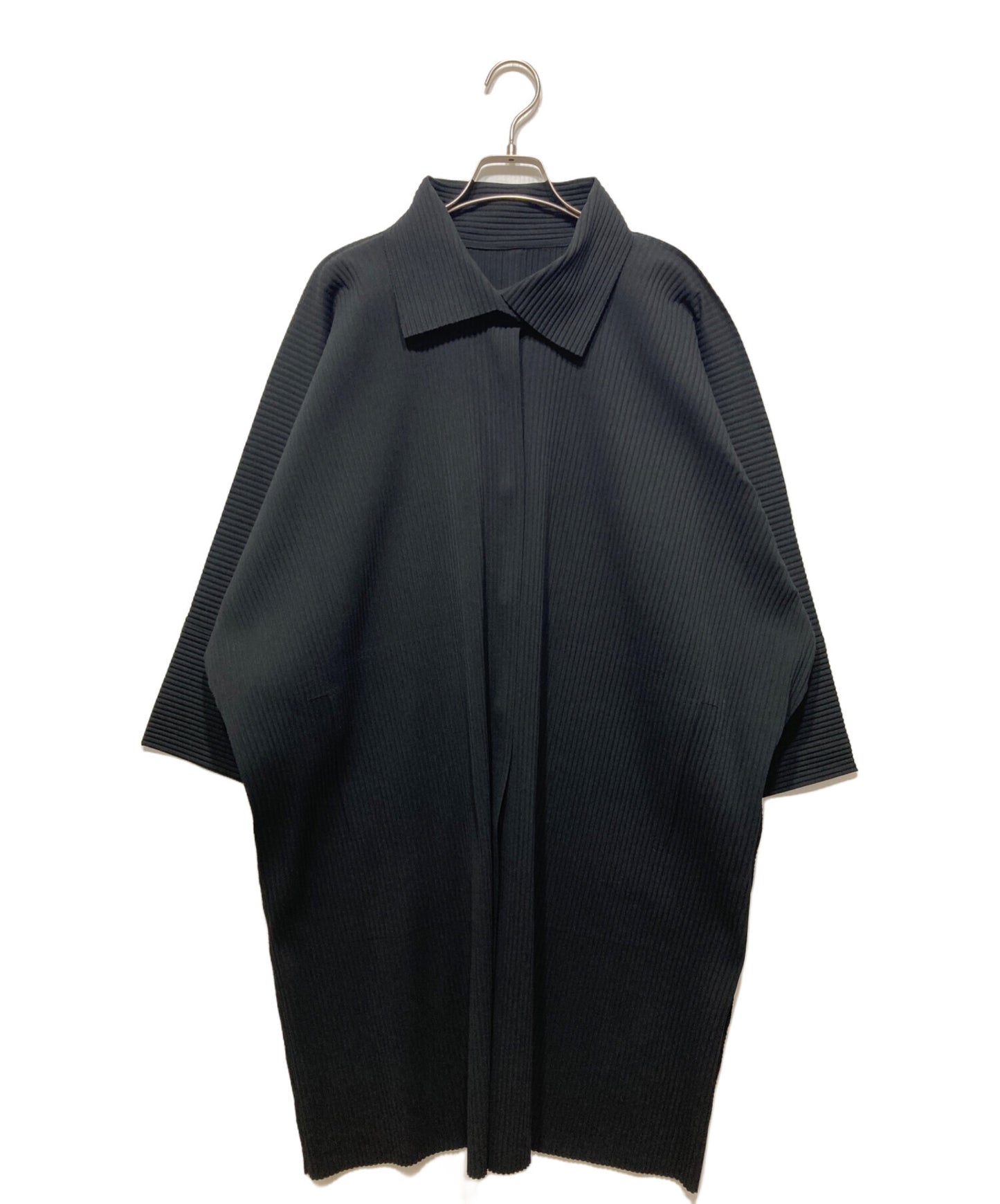 [Pre-owned] me ISSEY MIYAKE pleated coat M194KA615