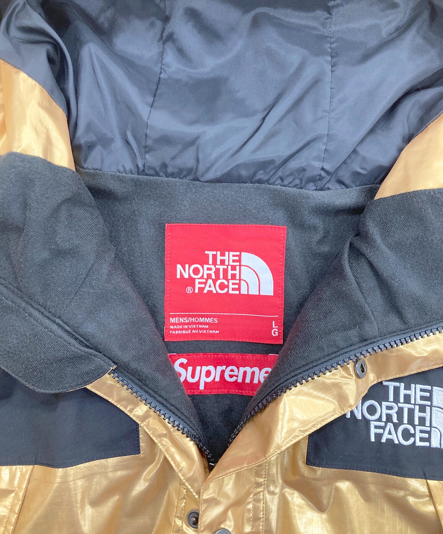 [Pre-owned] SUPREME METALLIC MOUNTAIN JACKET NP11801I