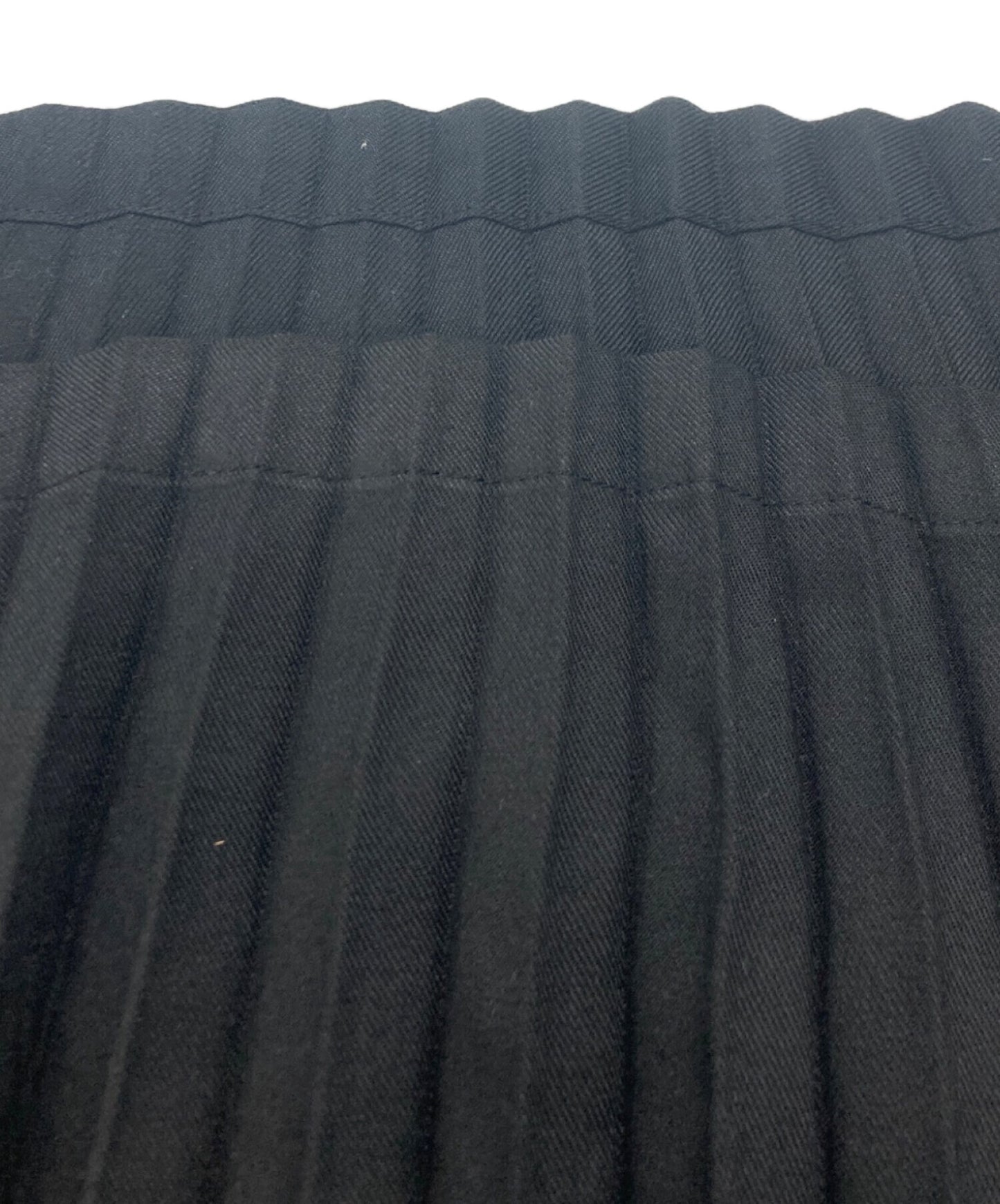 [Pre-owned] me ISSEY MIYAKE Square Neck Pleated Dress MI83FH742