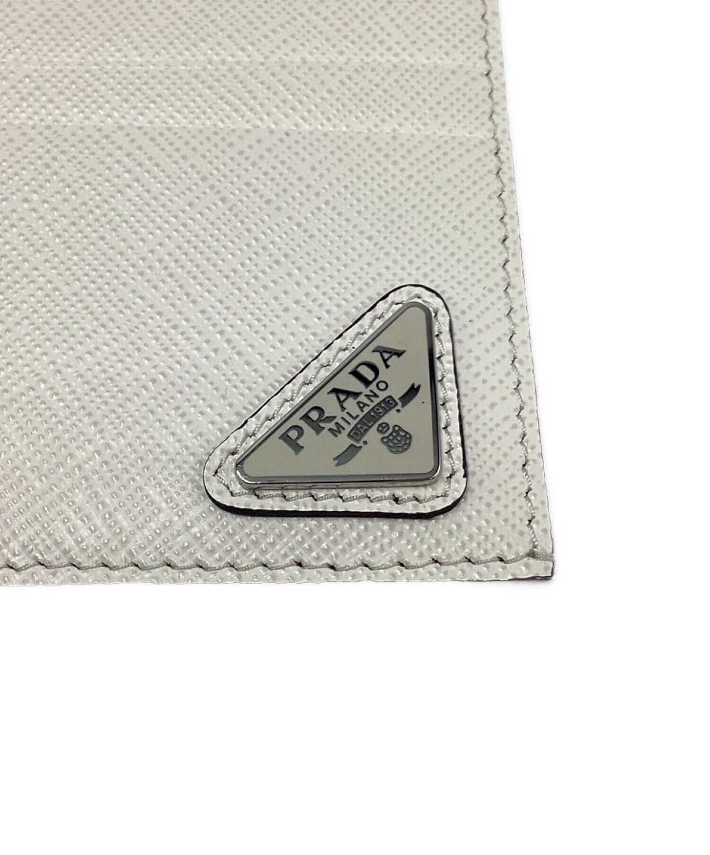 [Pre-owned] PRADA Saffiano triangle card case