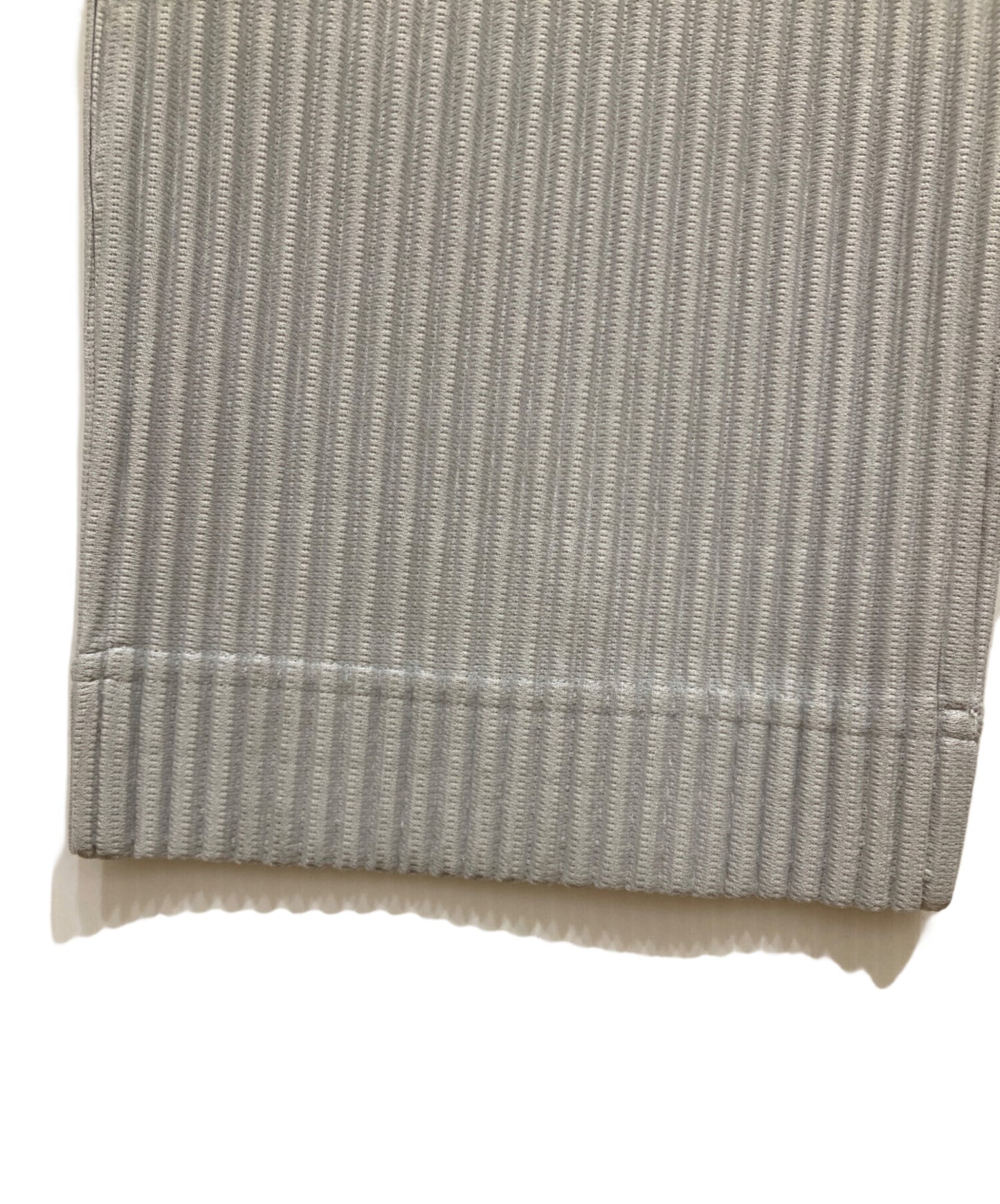 [Pre-owned] HOMME PLISSE ISSEY MIYAKE straight-pleated pants HP55JF450