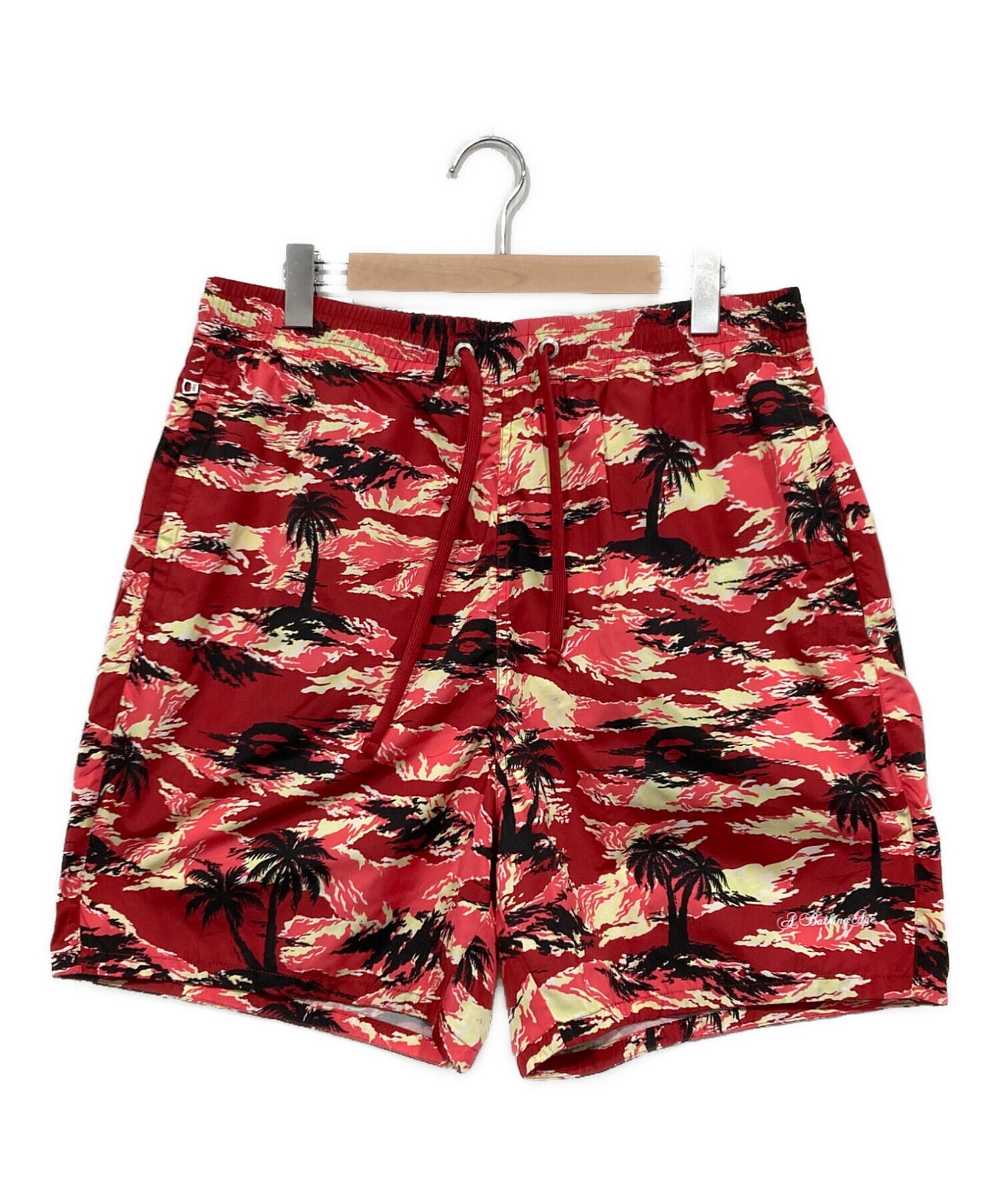 [Pre-owned] A BATHING APE Camo Palm Tree Shorts 001SPL301312M
