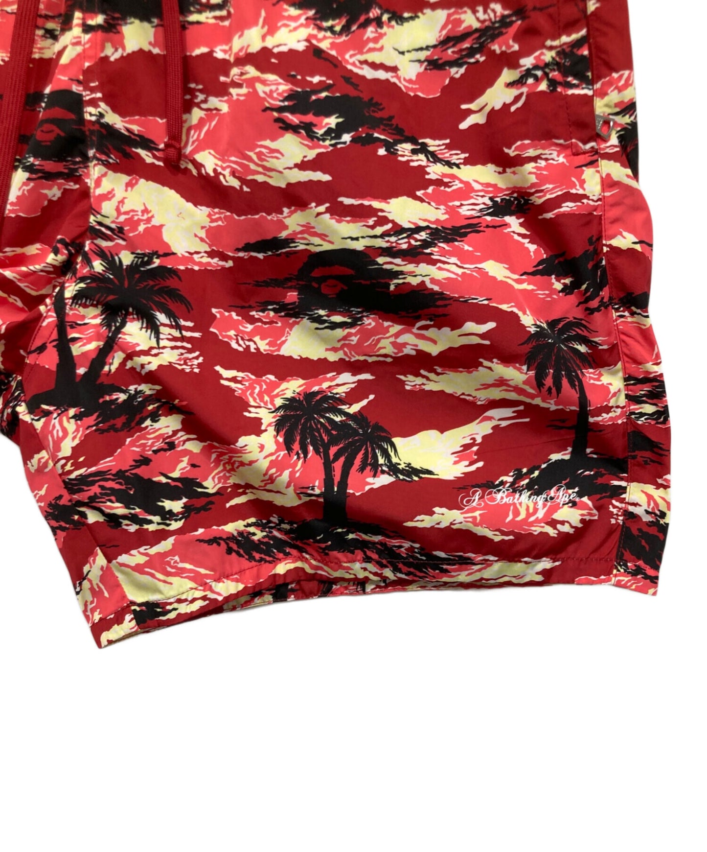[Pre-owned] A BATHING APE Camo Palm Tree Shorts 001SPL301312M