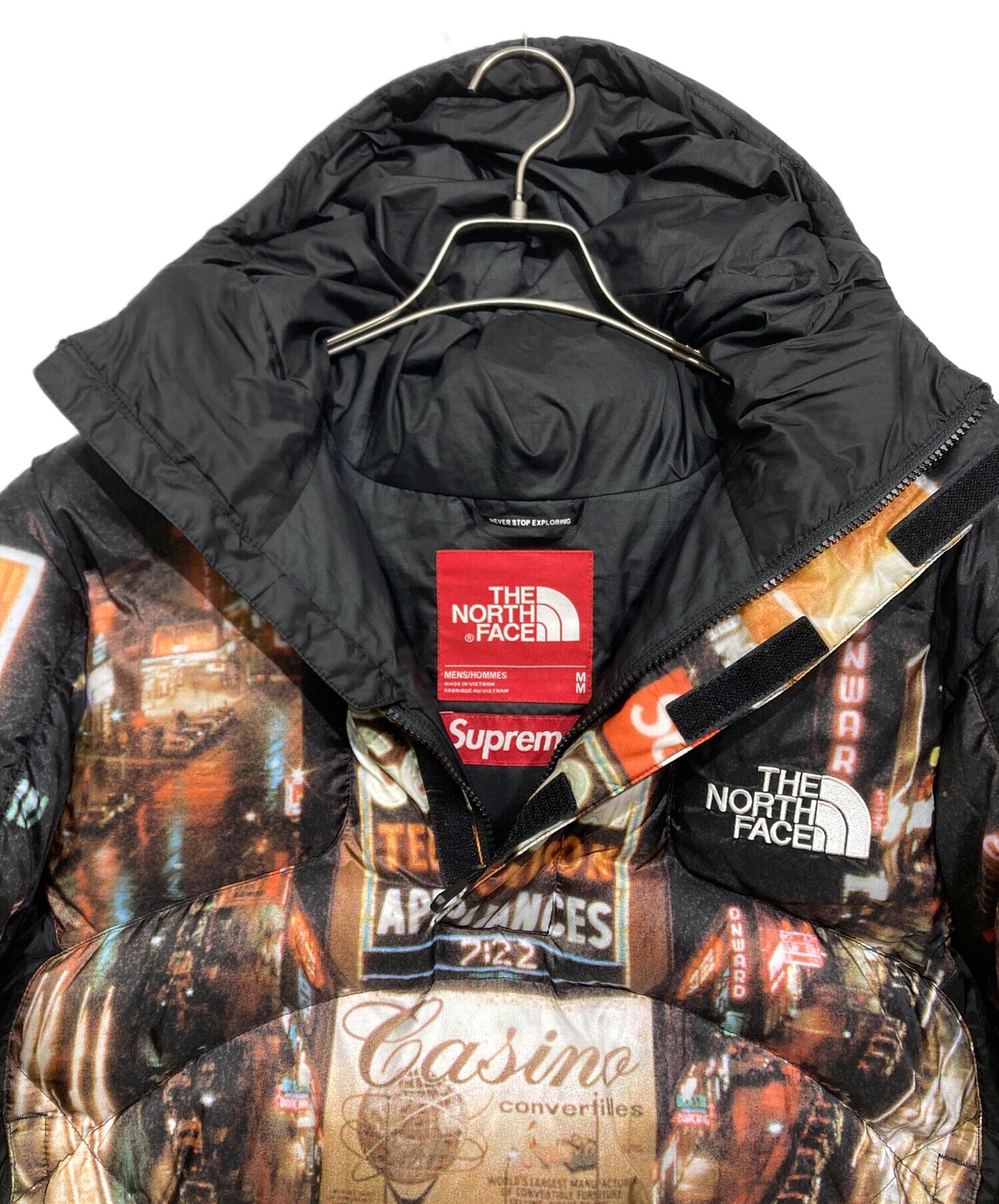[Pre-owned] SUPREME 800-Fill Half-Zip Hooded Pullover ND522051
