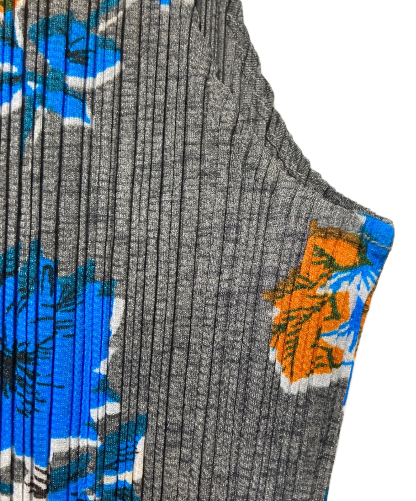 [Pre-owned] PLEATS PLEASE FLOWER PATTERN PLEATS N/S TOP Floral pattern sleeveless pleated cut and sewn PP72-JK534