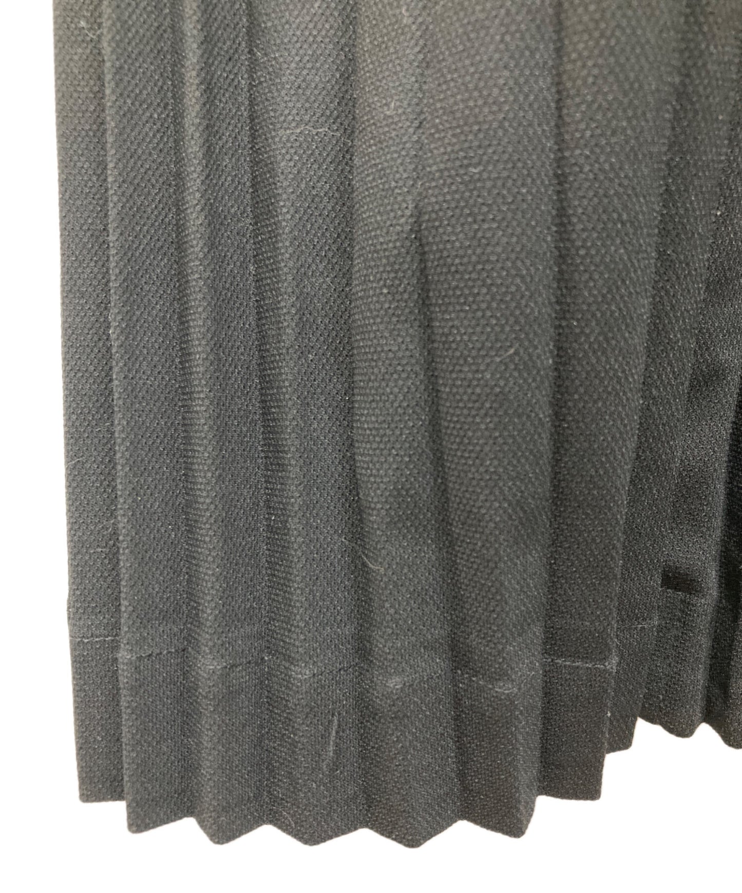 [Pre-owned] ISSEY MIYAKE pleated coat IM04FA904