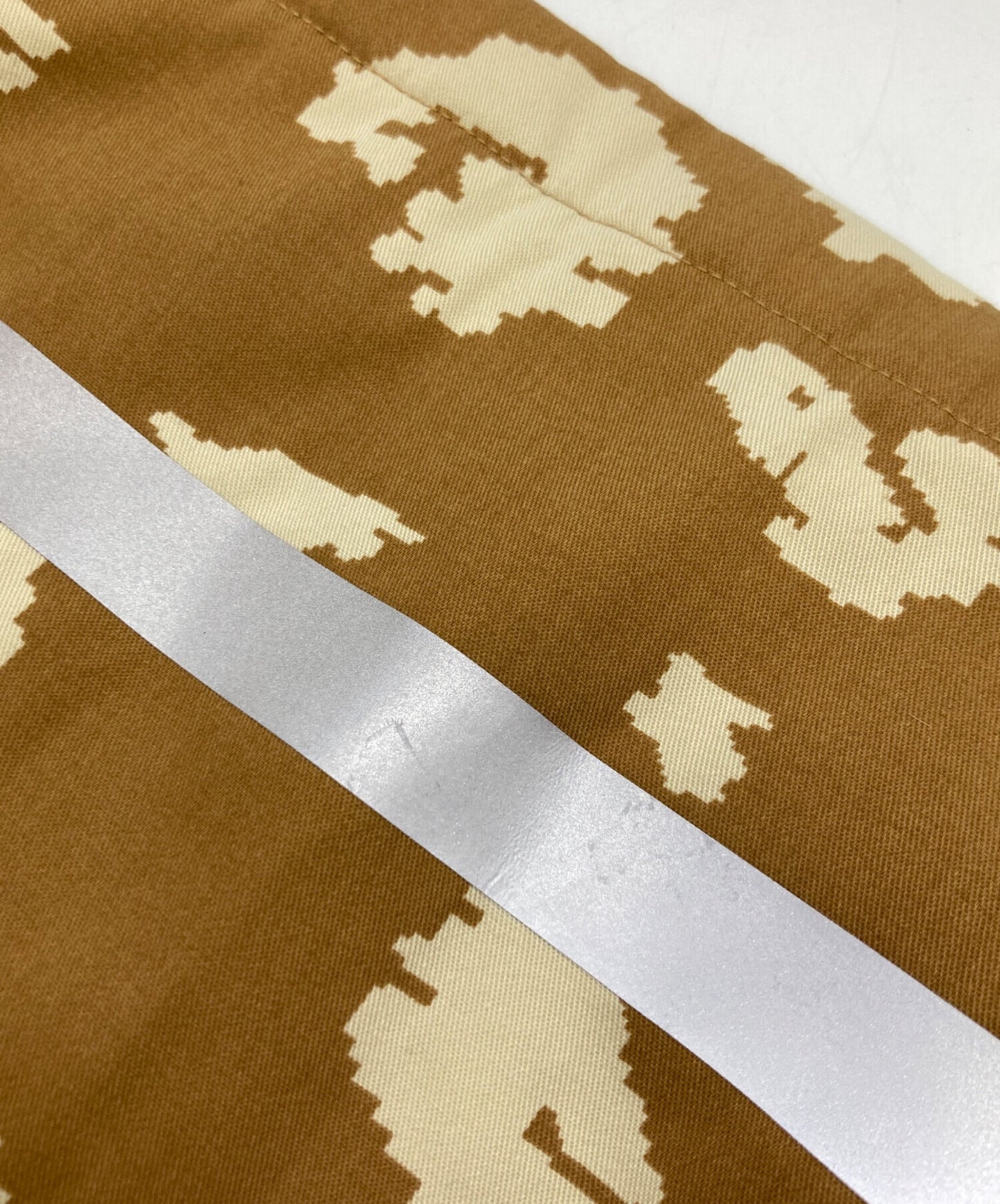 [Pre-owned] UNDERCOVER 22AW Digital Camo Allover Pattern T/C Twill Stand Collar BZ UC2B4202-2