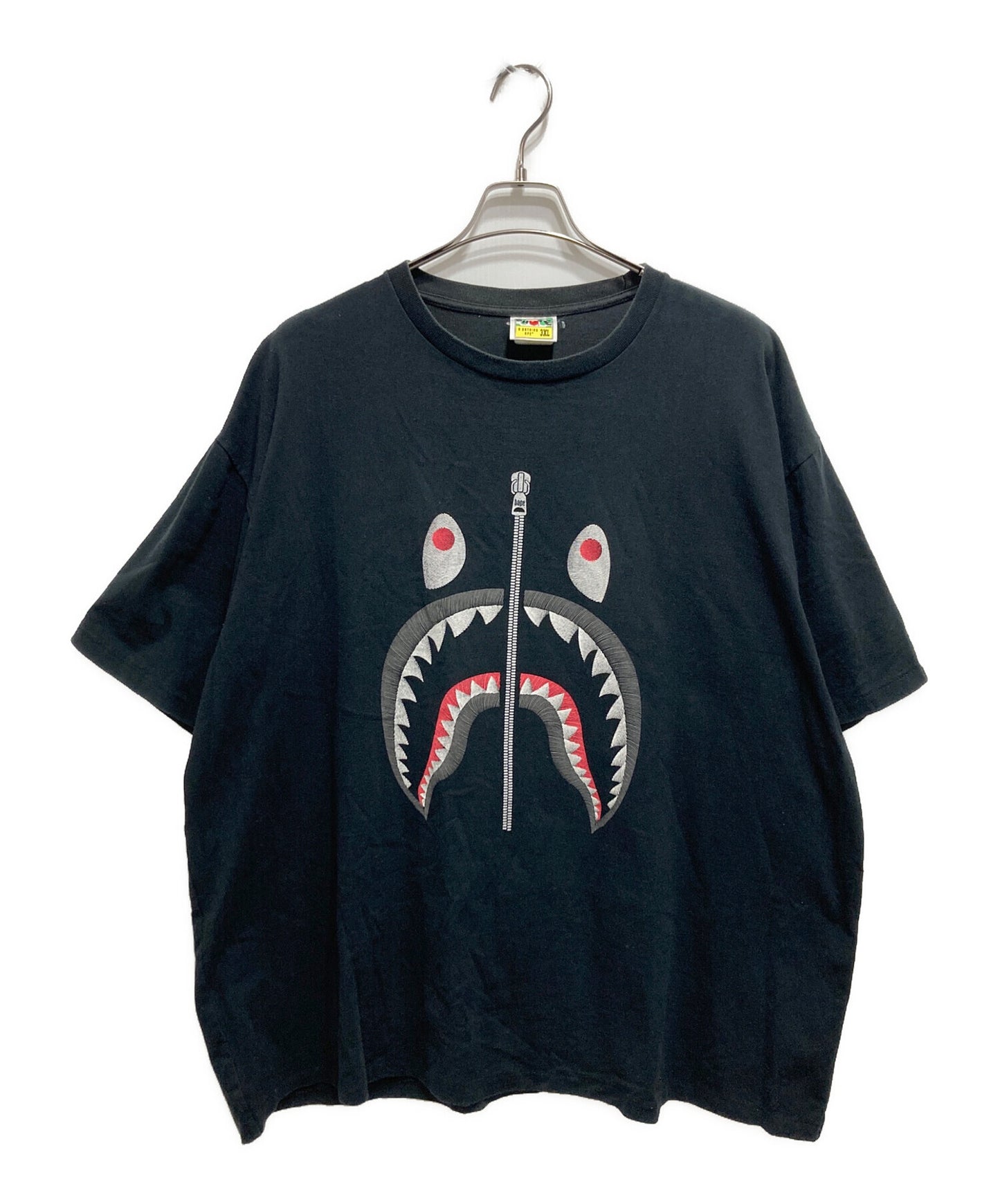 [Pre-owned] A BATHING APE Shark T-Shirt