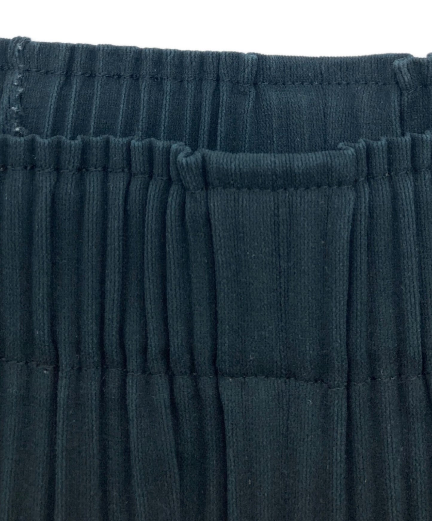 [Pre-owned] me ISSEY MIYAKE Pleated Straight Pants/23AW MI34KF783