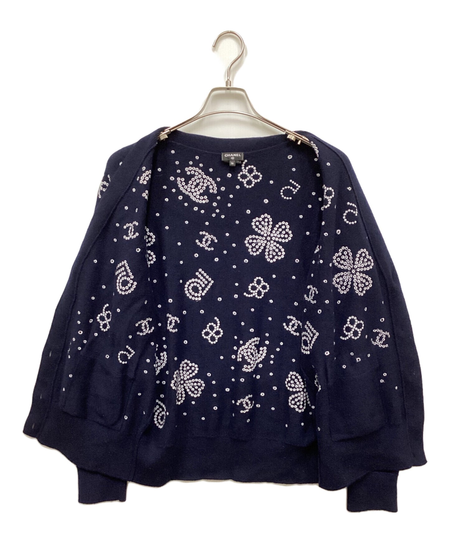 [Pre-owned] CHANEL Clover & Coco Mark Embroidered Knit Cardigan P74363K10710