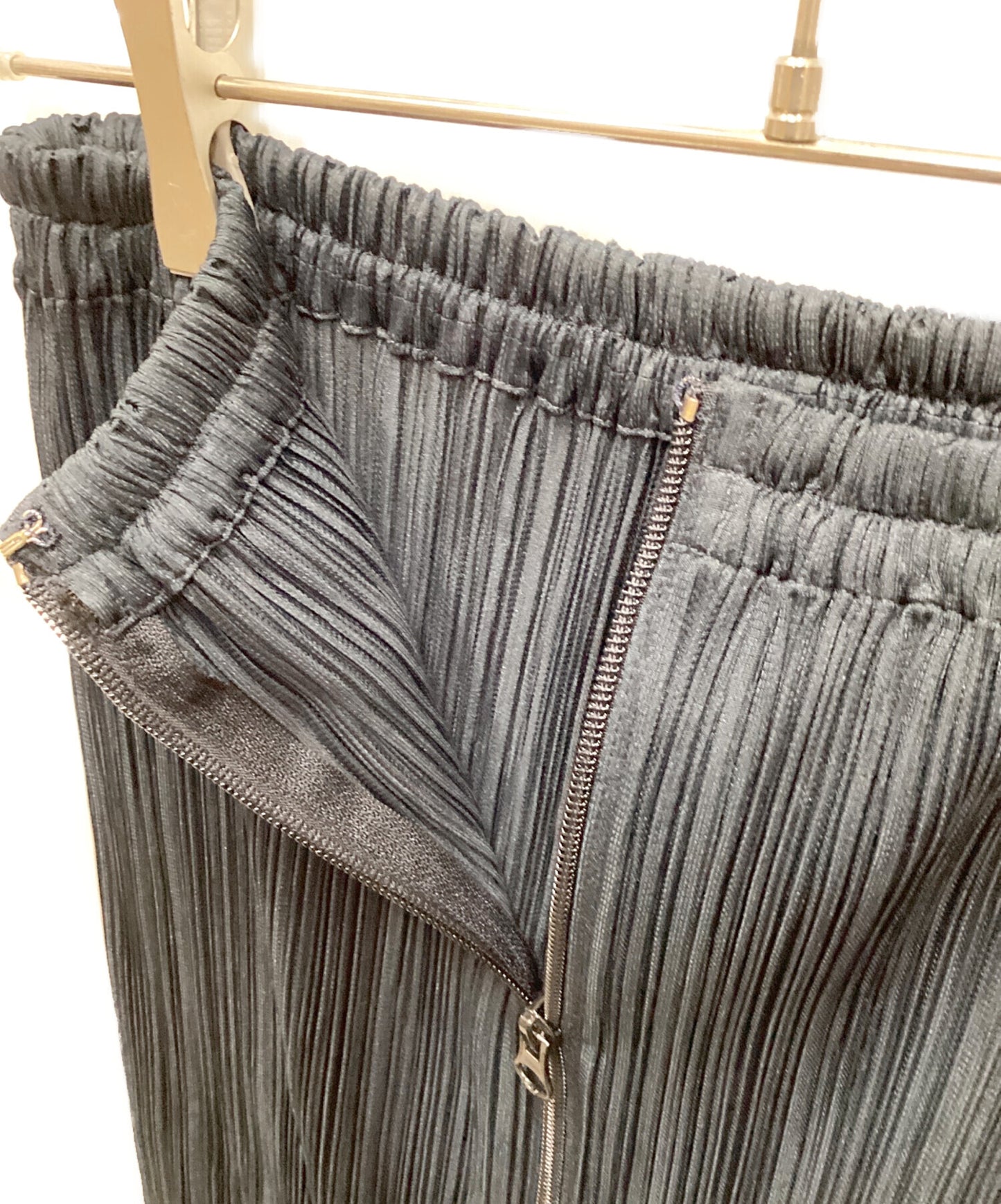 [Pre-owned] PLEATS PLEASE Back Zip Skirt PP91-JG081