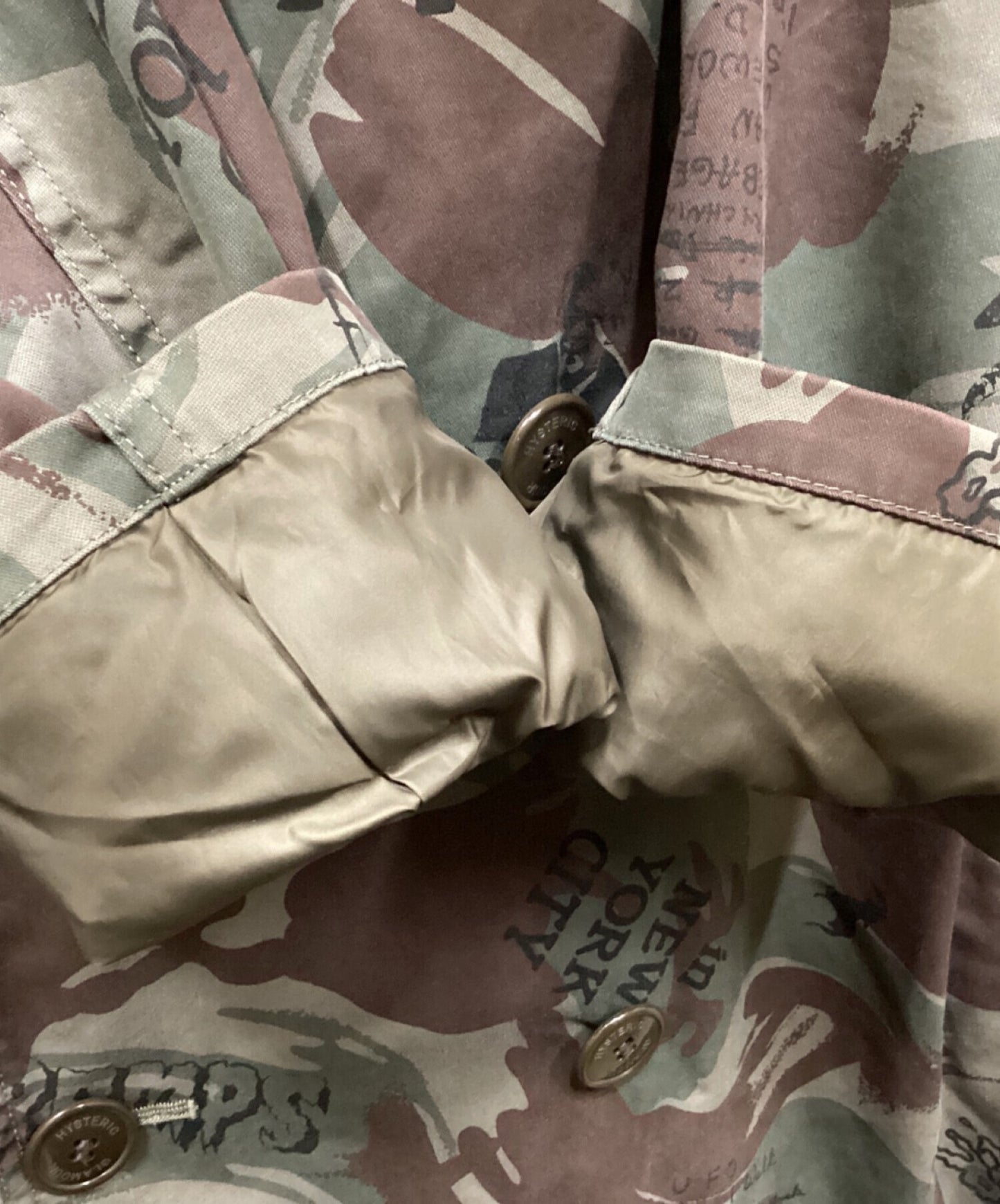 [Pre-owned] Hysteric Glamour Camouflage trench coat 0263AC06