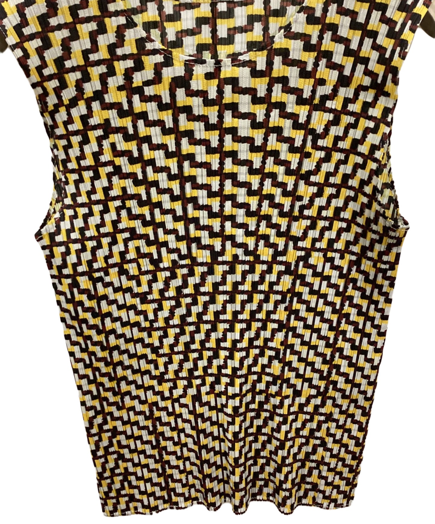 [Pre-owned] PLEATS PLEASE Sleeveless cut and sewn with all-over pattern PP01-JK555