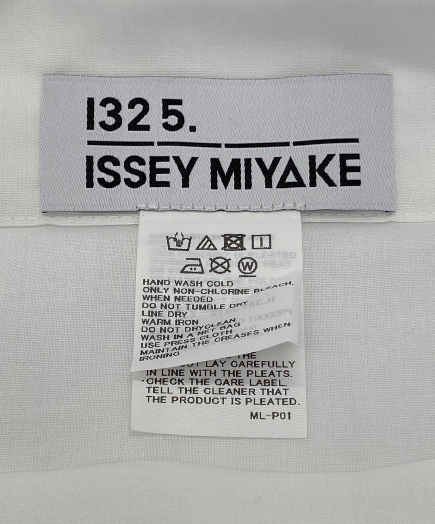 [Pre-owned] 132 5. ISSEY MIYAKE PLEATS T BASIC IL38-FJ912