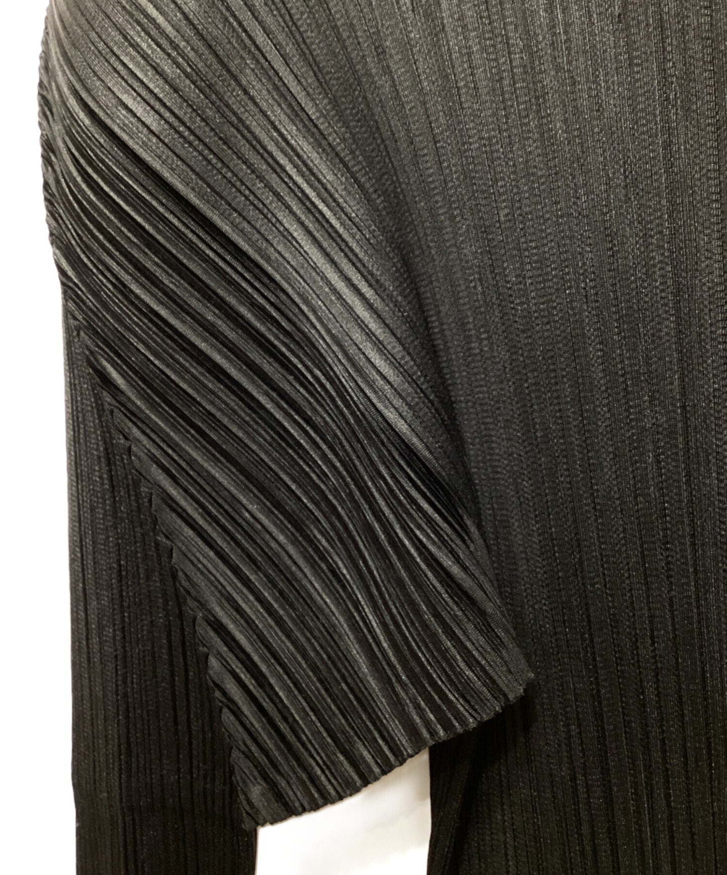 [Pre-owned] PLEATS PLEASE Bottle Neck Pleated Cut and Sewn PP05-JK005