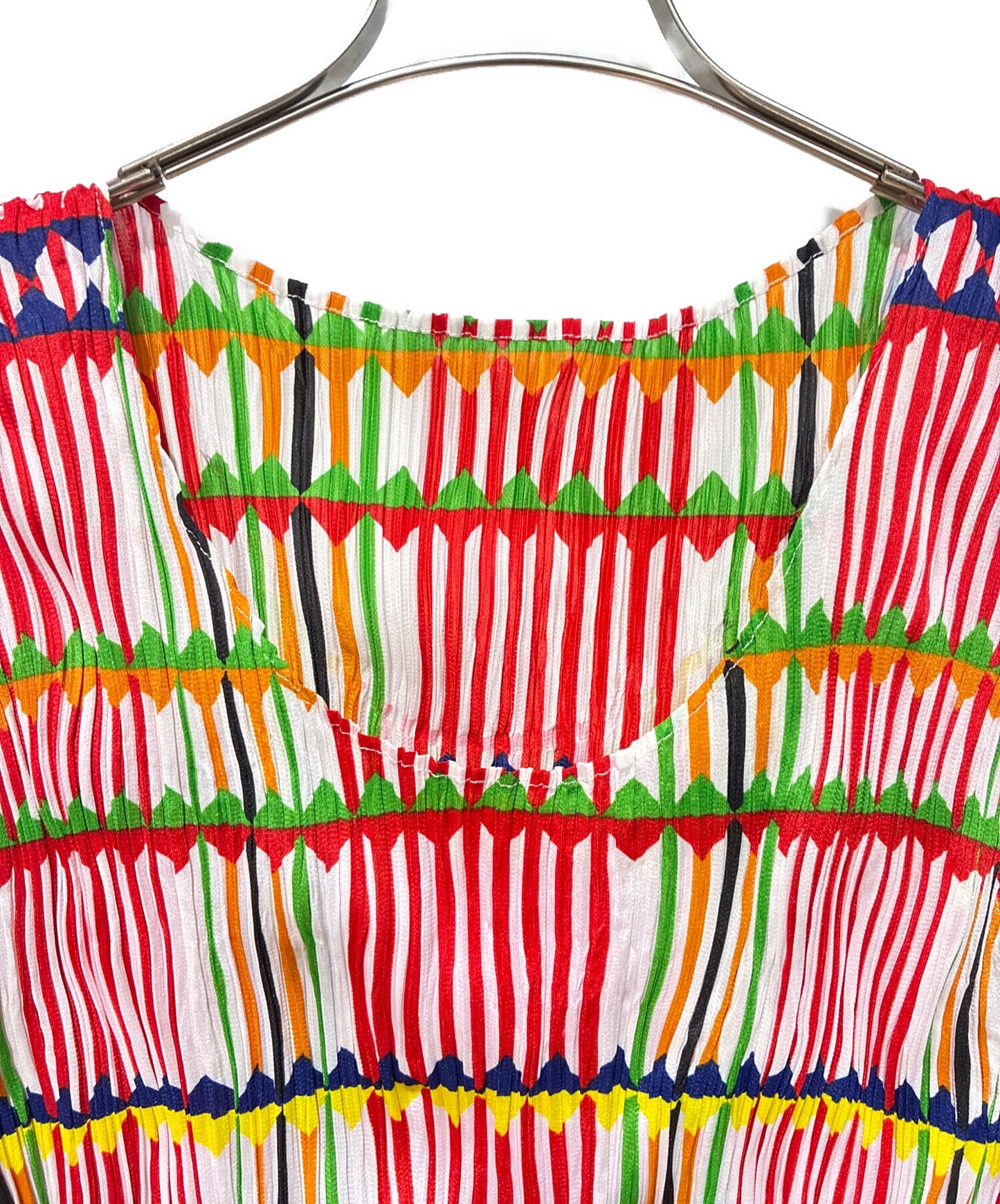 [Pre-owned] PLEATS PLEASE Sleeveless pleated blouse with all-over pattern PP22-JK791