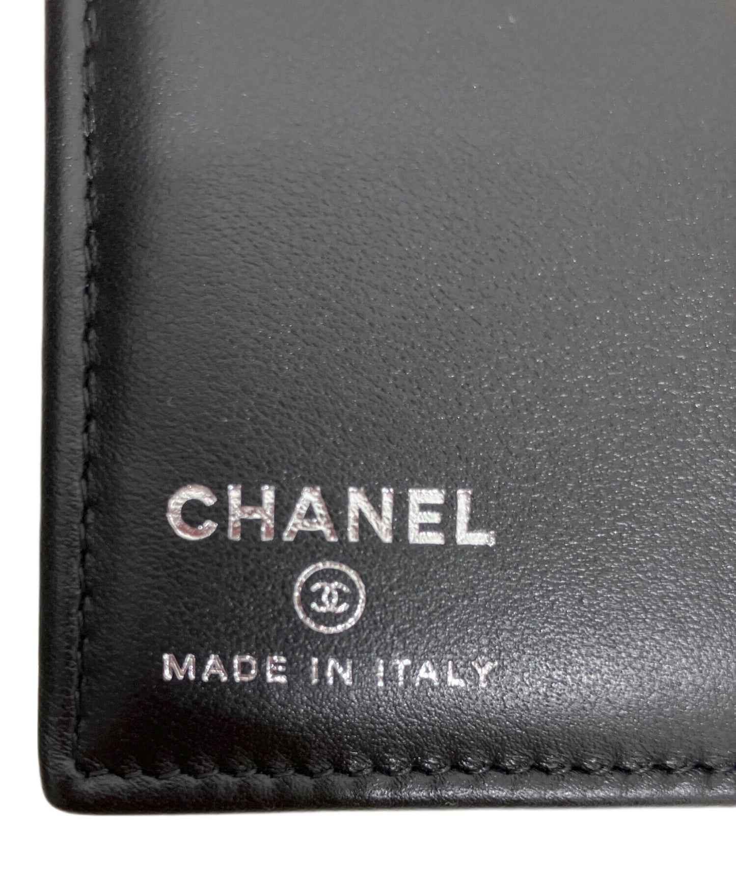 [Pre-owned] CHANEL Passport Case AP3824