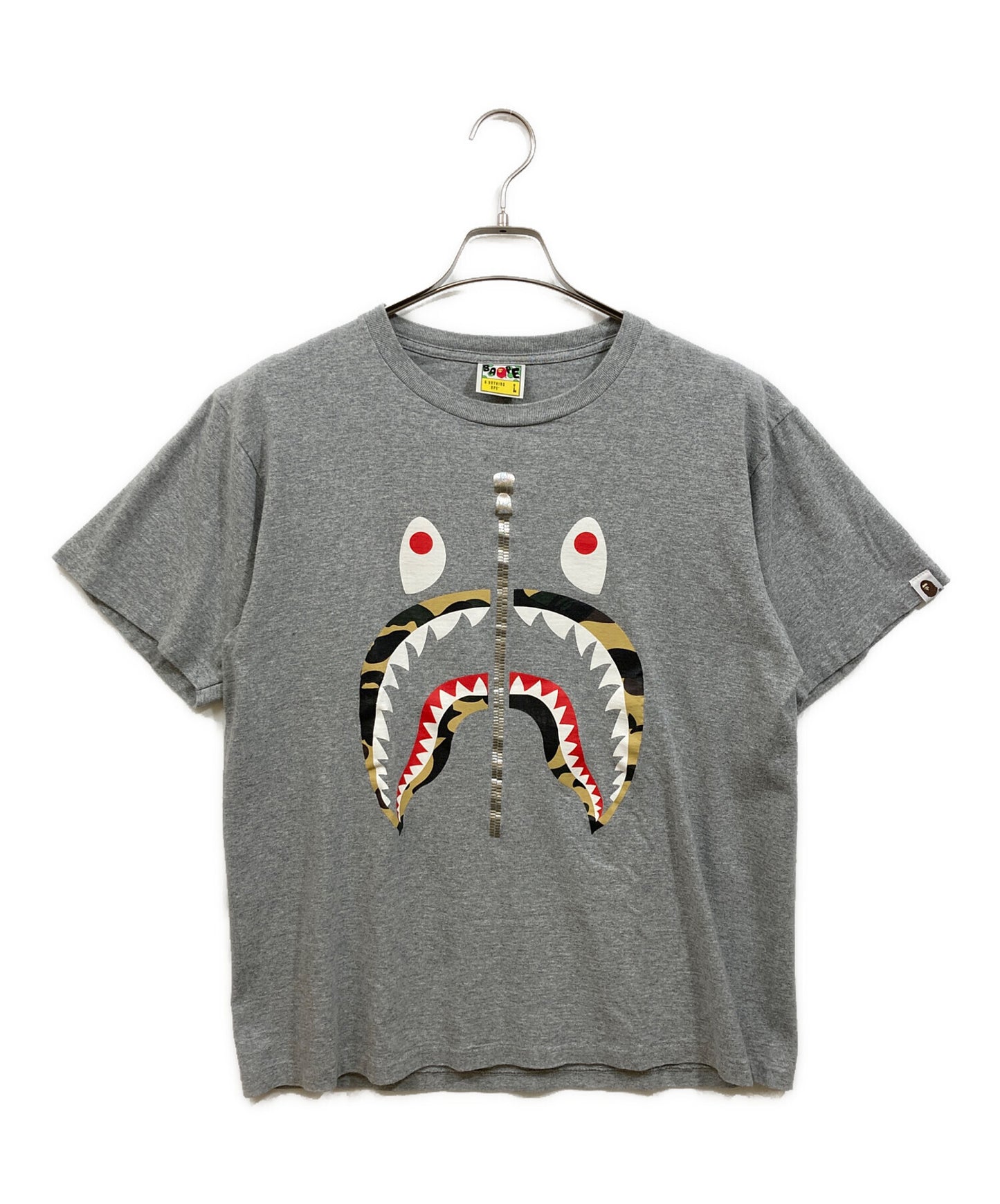 [Pre-owned] A BATHING APE Shark T-Shirt