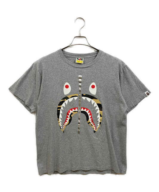 [Pre-owned] A BATHING APE Shark T-Shirt