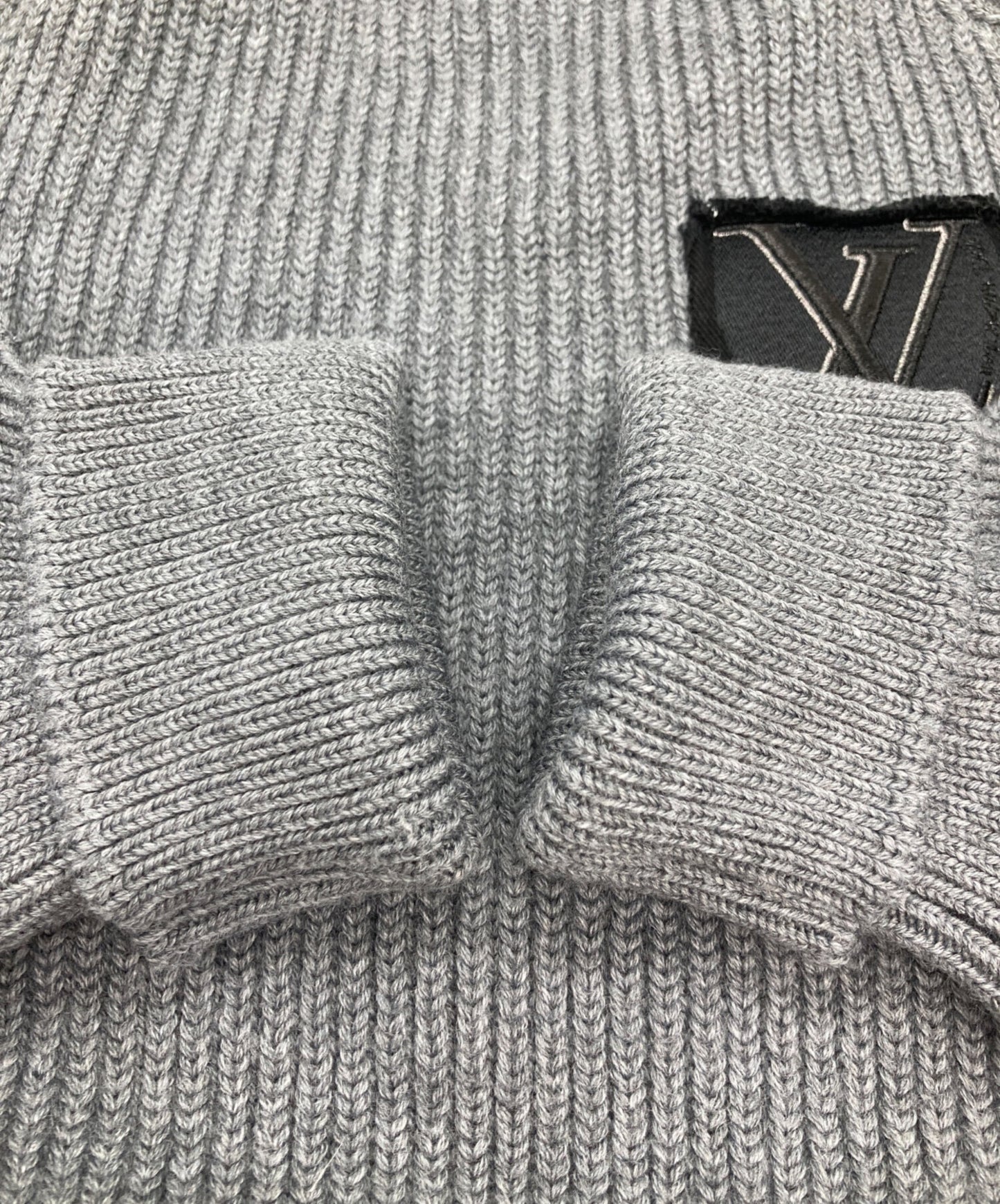 [Pre-owned] LOUIS VUITTON LV Emblem Knit RW202W YEH FJKL39